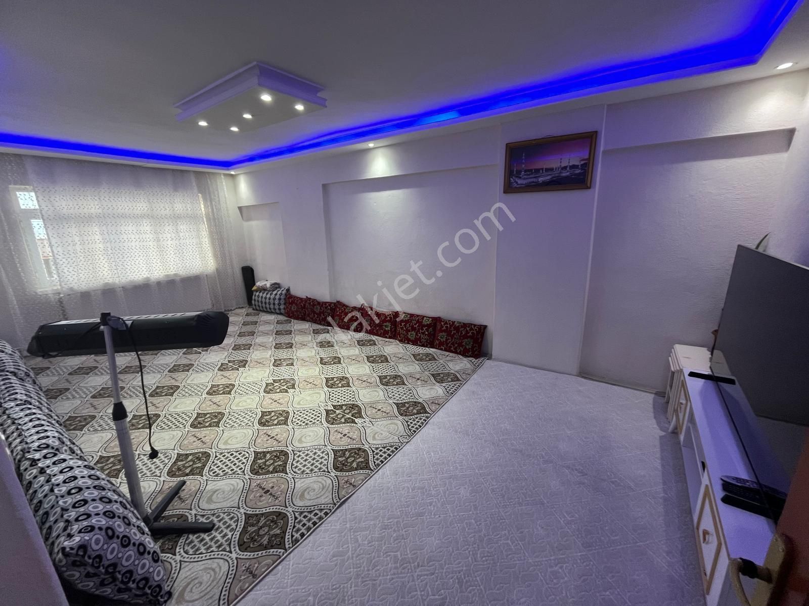 Yenikent Cumhuriyet Bulvarın'nda 3+1 Ara Katta Bağımsıız Kupon Daire - Görsel 2