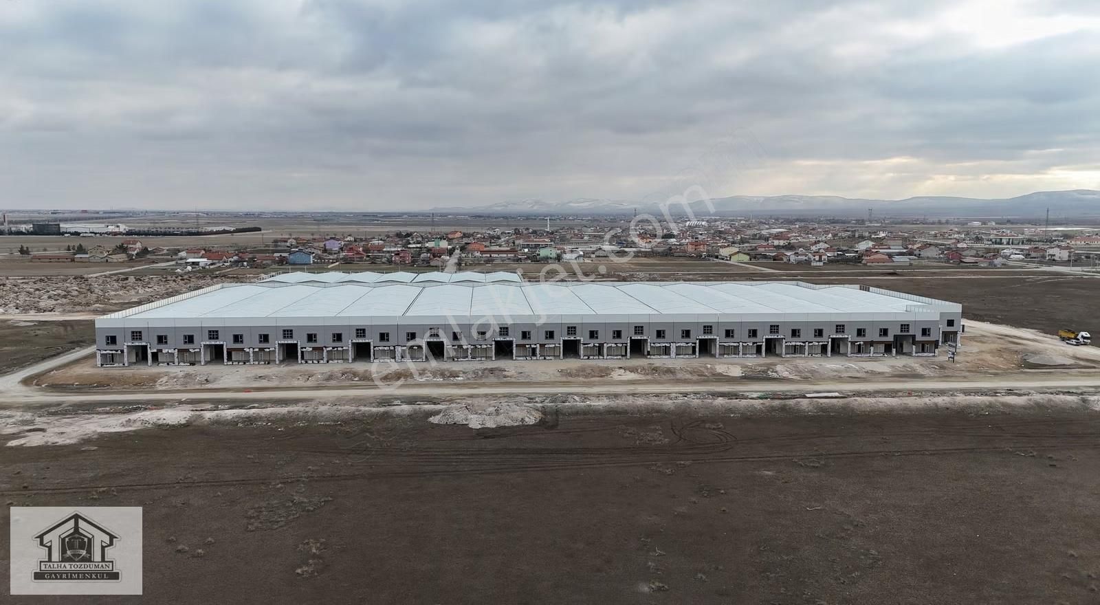 Talha Tozduman'dan Çomaklı Mersan Sanayi Sitesinde 870m2 Dükkan - Görsel 12