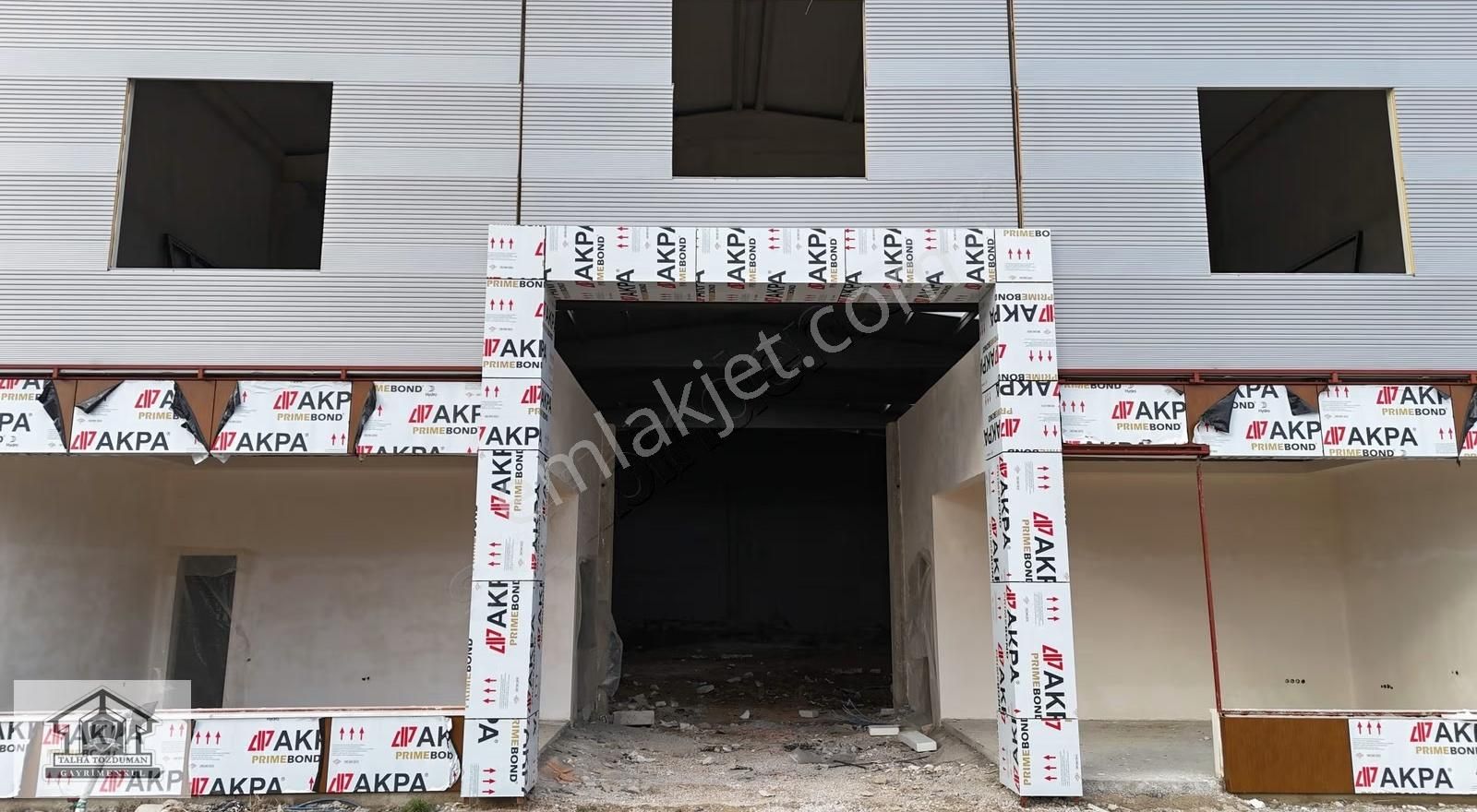 Talha Tozduman'dan Çomaklı Mersan Sanayi Sitesinde 870m2 Dükkan - Görsel 11