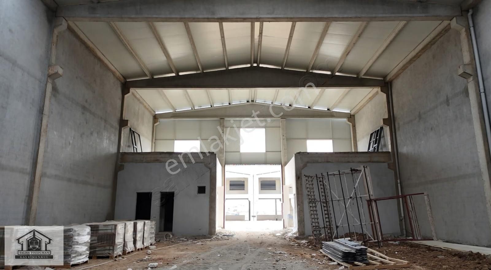 Talha Tozduman'dan Çomaklı Mersan Sanayi Sitesinde 870m2 Dükkan - Görsel 18