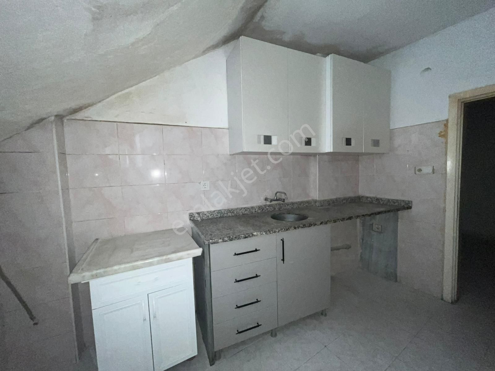 Litros'tan Tuna Mahallesi 2+1 Kiralık 90m² Düz Giriş Kiralık Daire - Görsel 10