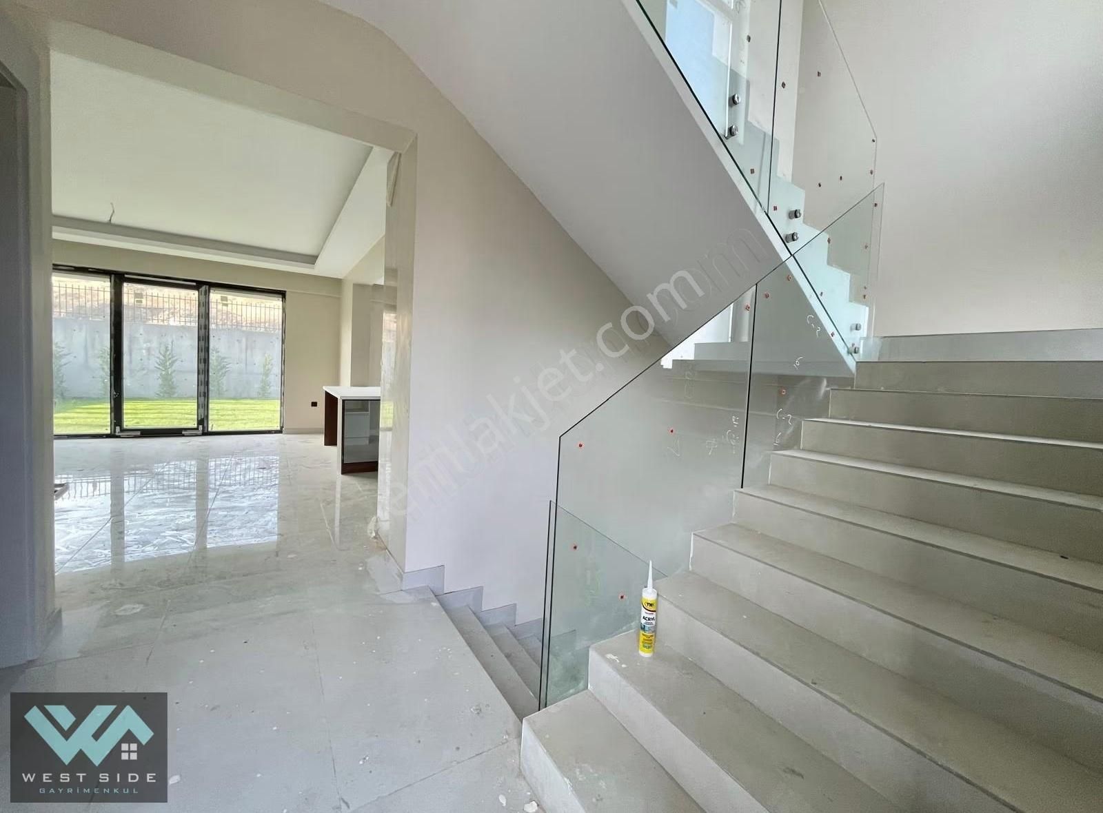West Side Gayrimenkul-site İçerisinde Sıfır Oturuma Hazır Villa - Görsel 15