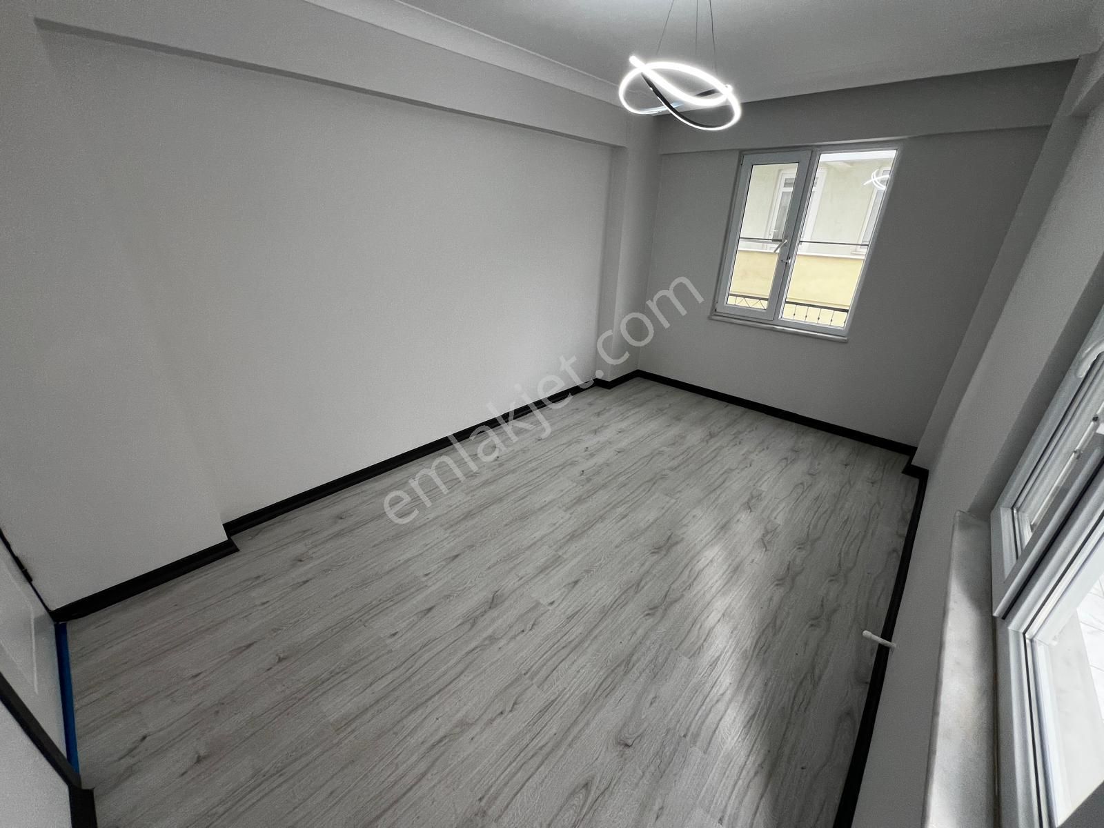 Yiğit'ten Akçay Merkezde Full Yapılı 2+1 Ayrı Mutfaklı Daire - Görsel 19