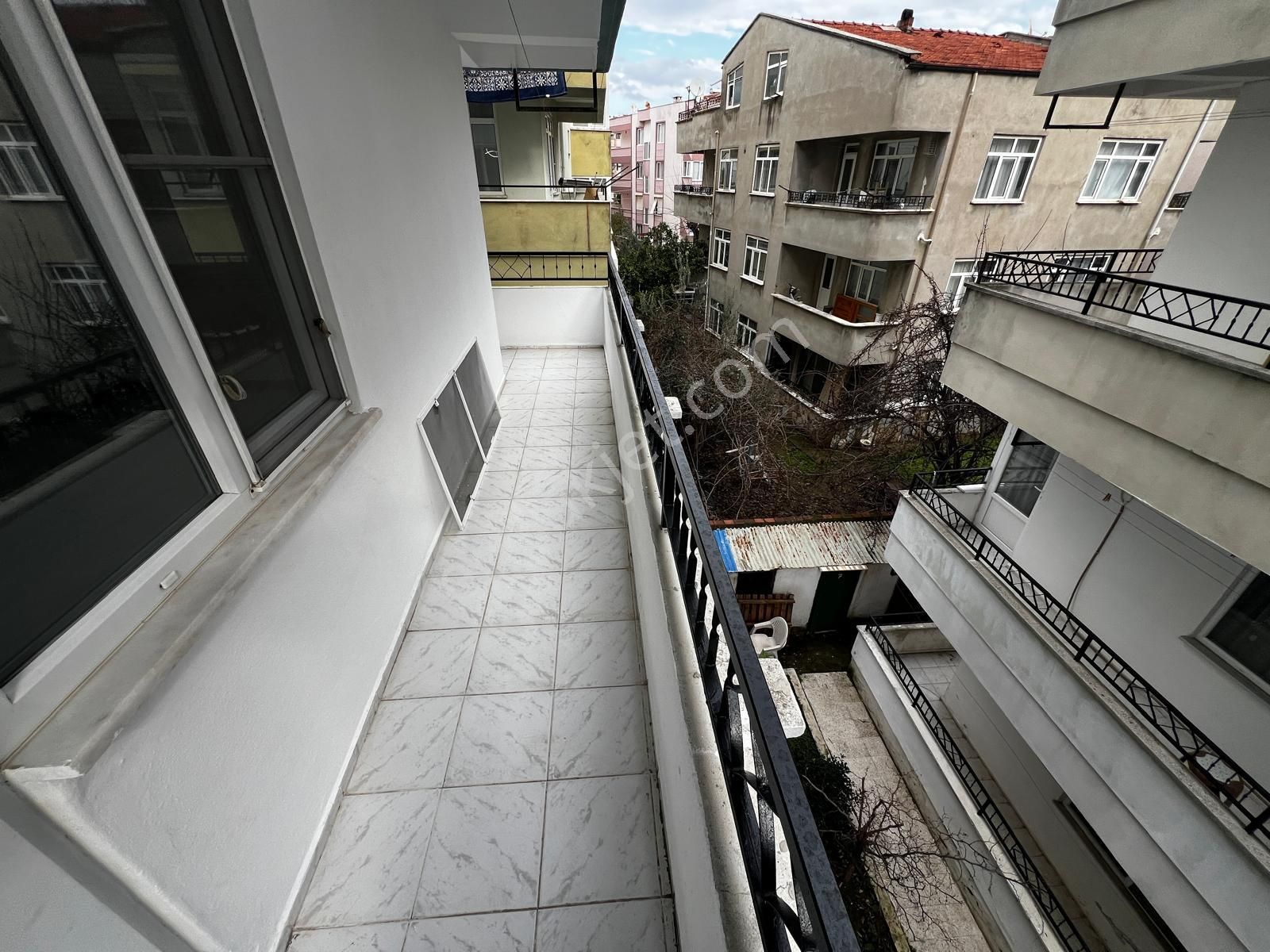 Yiğit'ten Akçay Merkezde Full Yapılı 2+1 Ayrı Mutfaklı Daire - Görsel 29