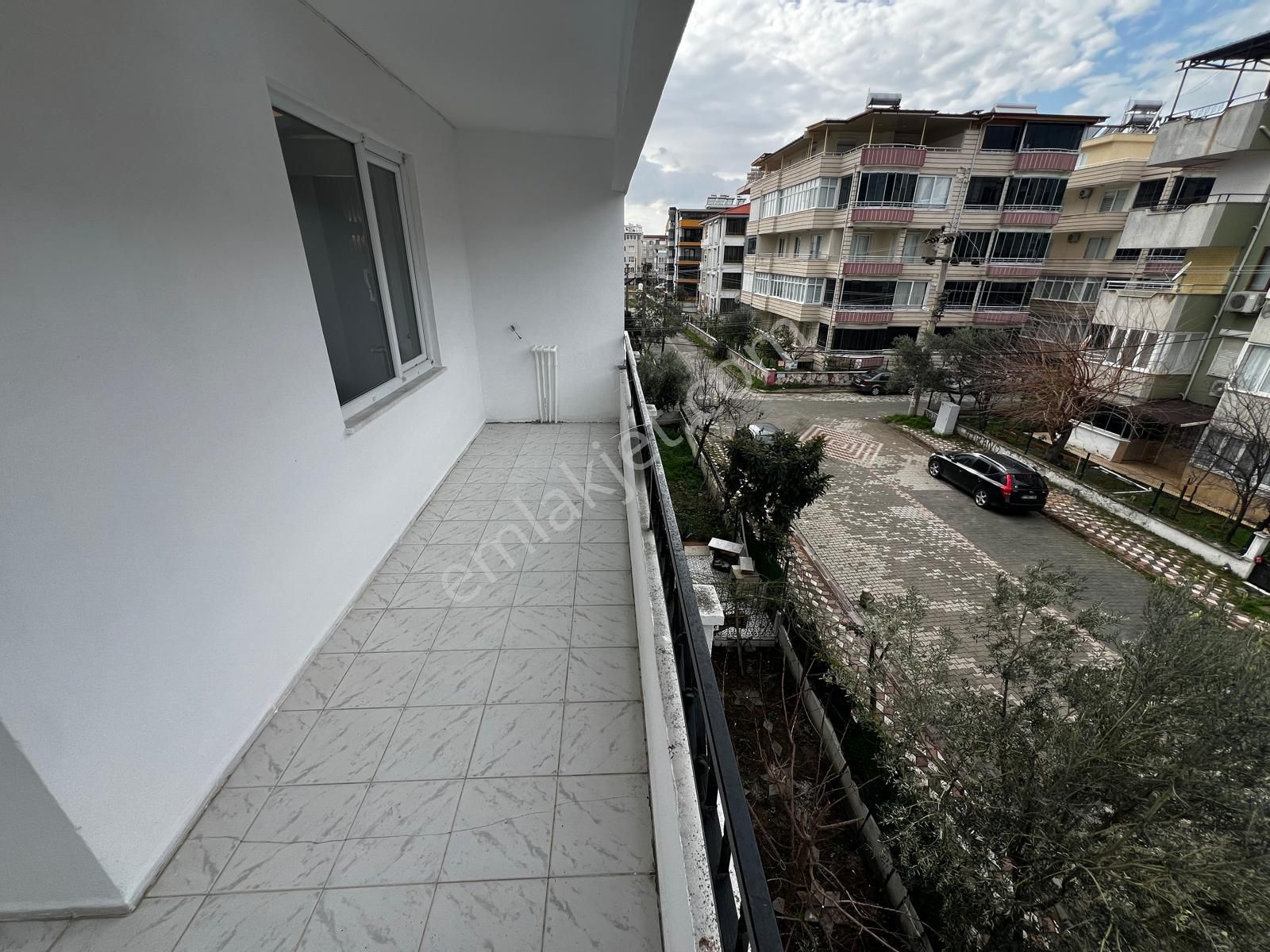 Yiğit'ten Akçay Merkezde Full Yapılı 2+1 Ayrı Mutfaklı Daire - Görsel 34