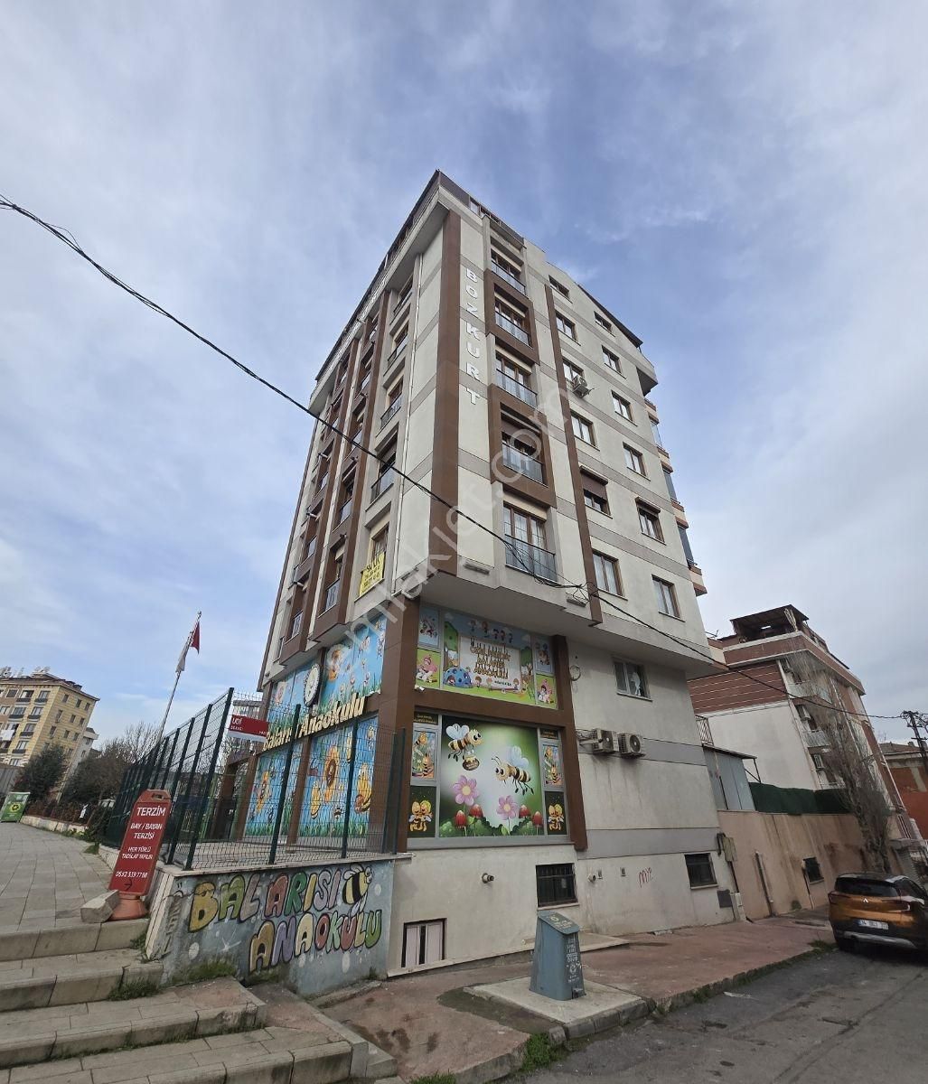 %2,49 Oran İle Metroya 10dk Yürüme Mesafesi İskanlı 2+1 Satılık