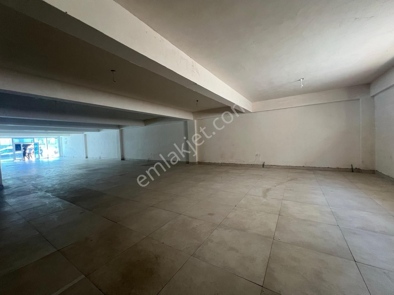 ▄vega▄karapürçek Diş Hastahanesi Karşısında 250m2 Dükkan - Görsel 4