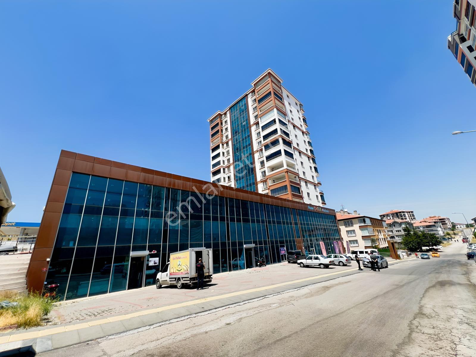 ▄evga▄karapürçek Mah Devlet Hastahanesi Karşısında 250m2 Dükkan