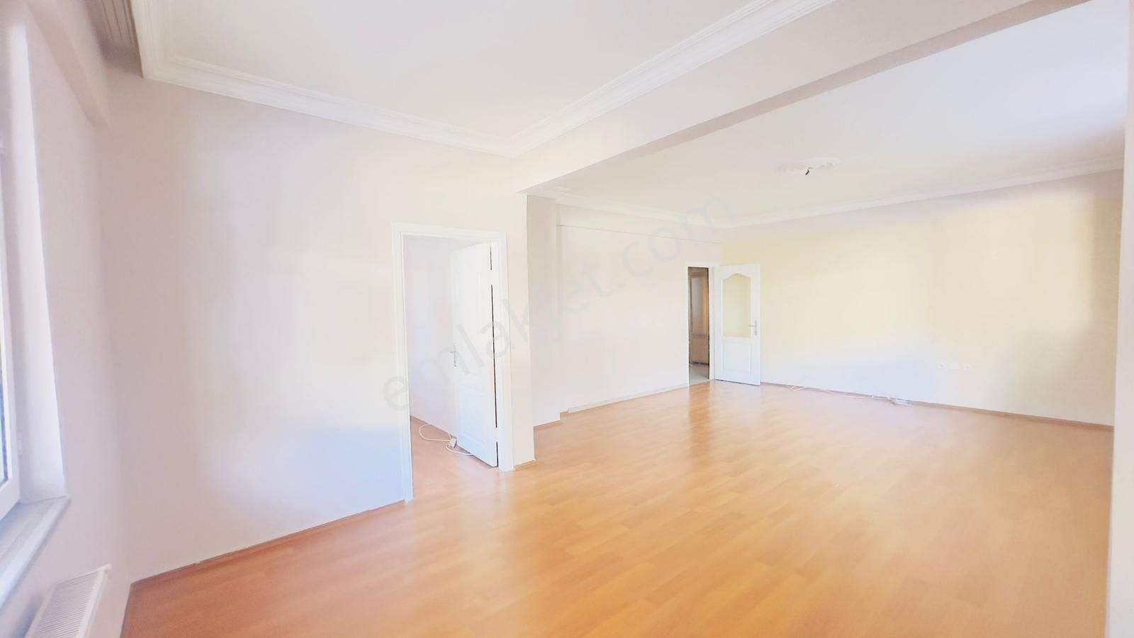 Üsküdar Küçüksu 'da Site İçinde Kiralık 2+1 Daire - Görsel 11