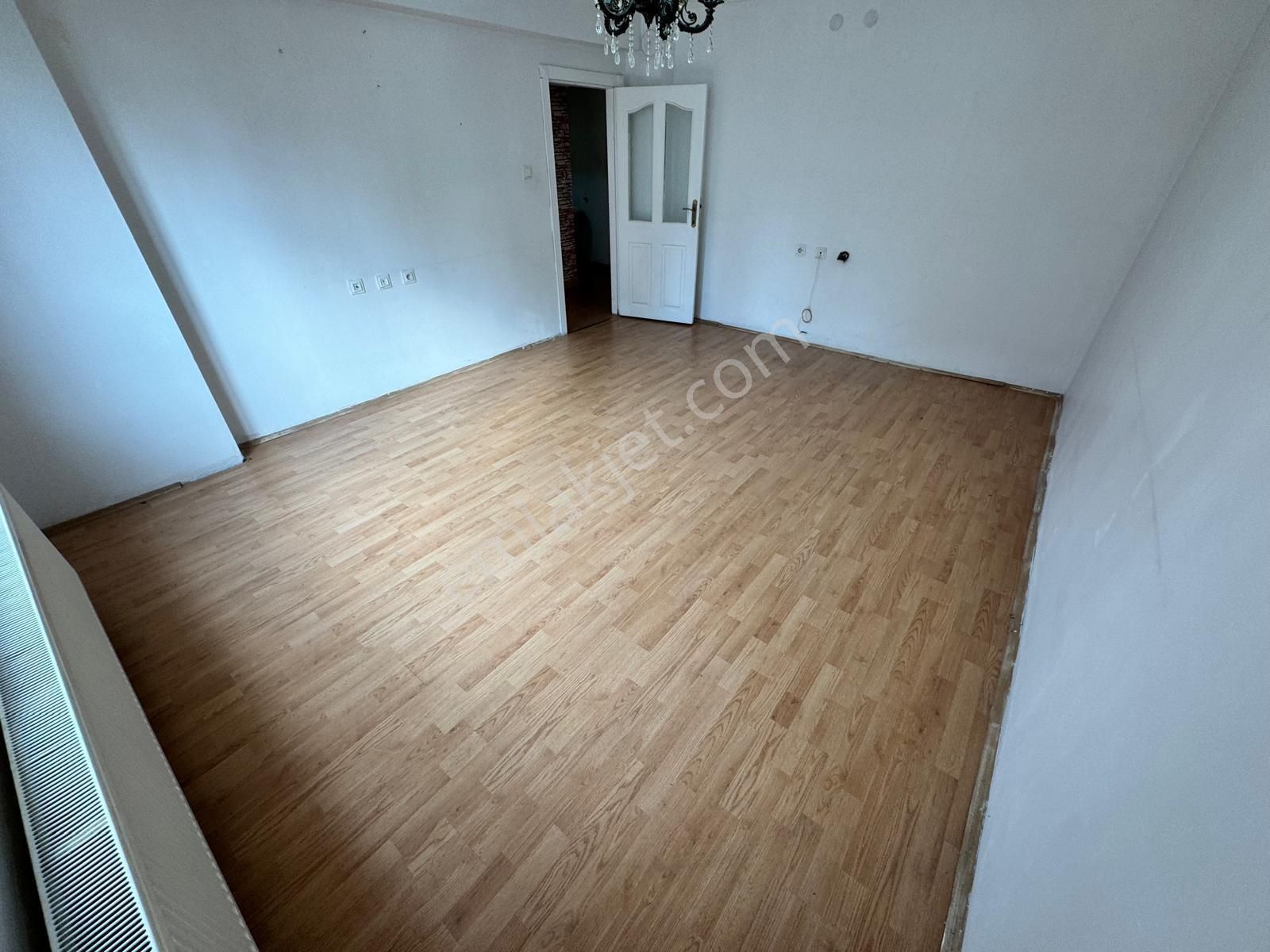 Hayal^den Malazgirt Mh^de Kat Konumunda Ön Cp. 3+1 Bağımsz Yapılı Daire ! - Görsel 16