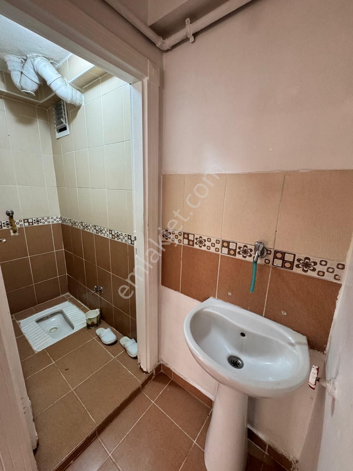 Hayal^den Malazgirt Mh^de Kat Konumunda Ön Cp. 3+1 Bağımsz Yapılı Daire ! - Görsel 20