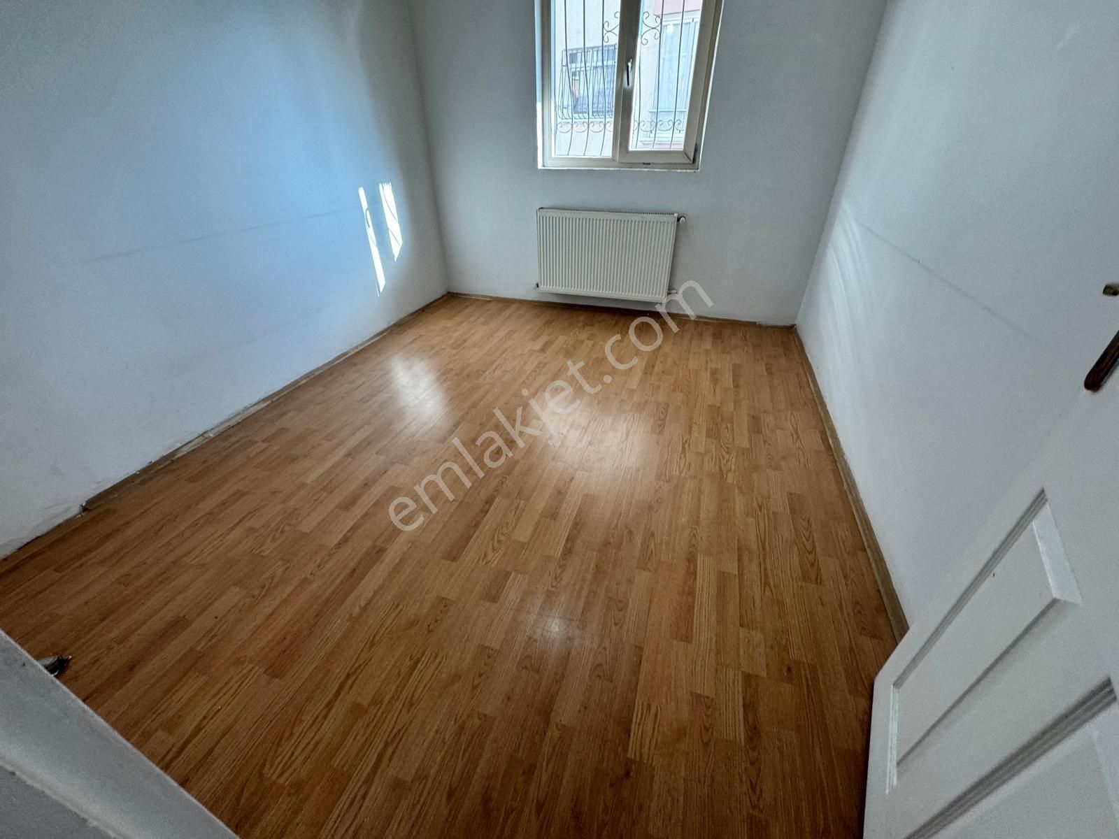 Hayal^den Malazgirt Mh^de Kat Konumunda Ön Cp. 3+1 Bağımsz Yapılı Daire ! - Görsel 28