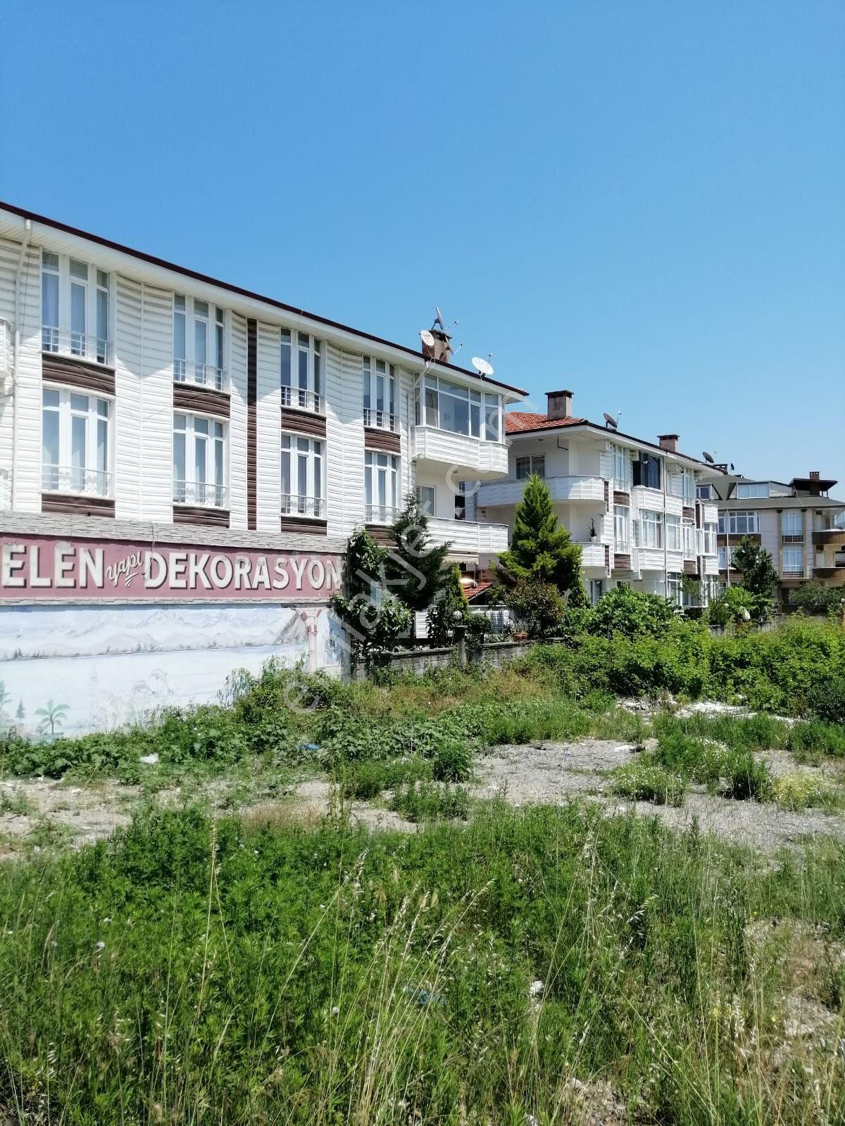 Merkezde Satılık Geniş Daire