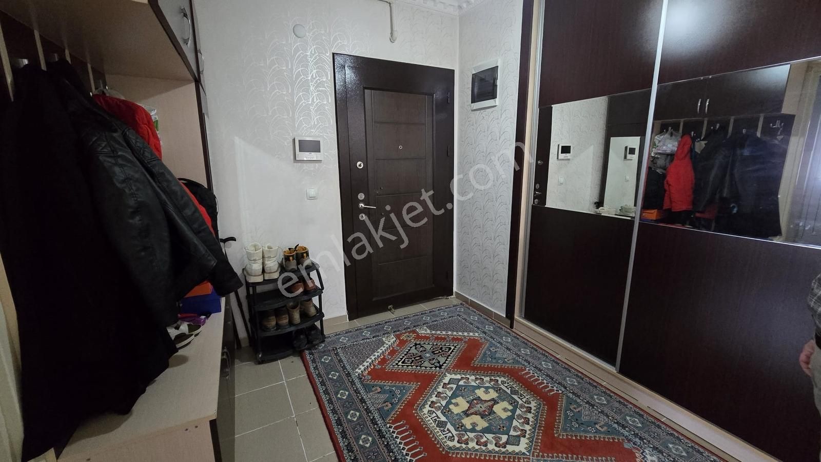 Altınevler Mah 3+1 Kat 2 Batı Cephe Site İçinde - Görsel 2