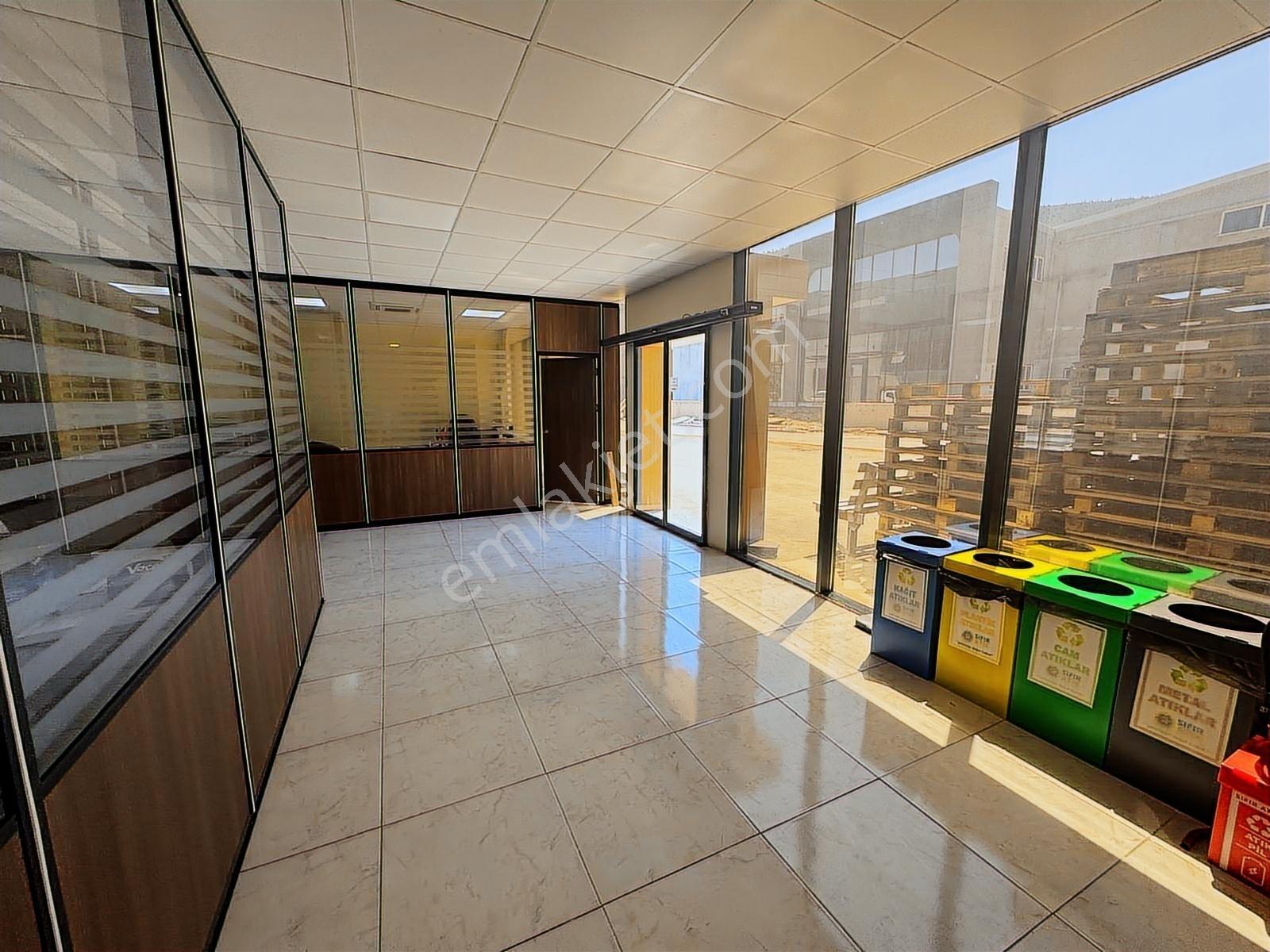 Barakfakih Osb De Her İşe Uygun 2 Kat Lı 2.650m2 İşyeri - Görsel 12