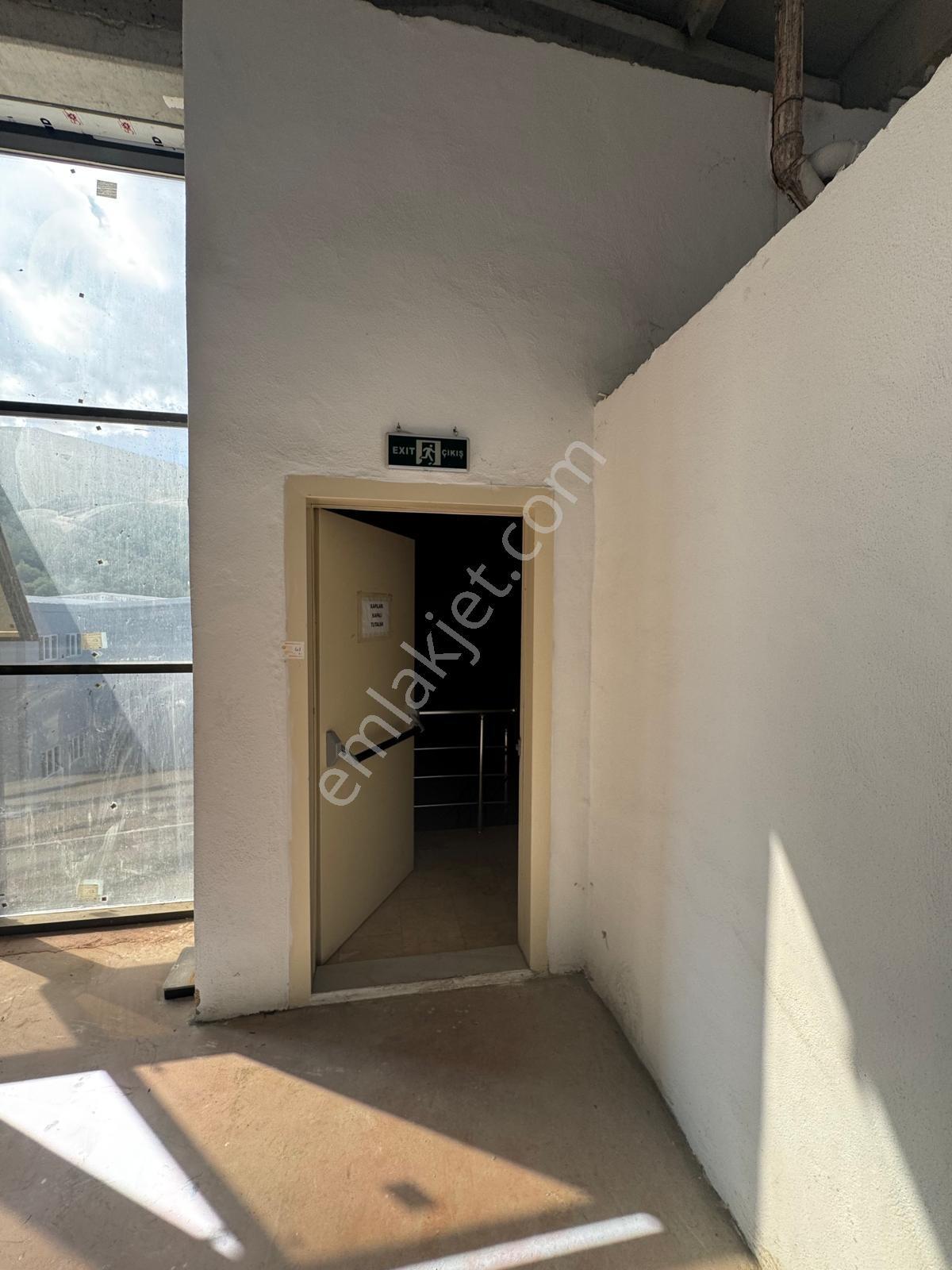 Barakfakih Osb De Her İşe Uygun 2 Kat Lı 2.650m2 İşyeri - Görsel 25