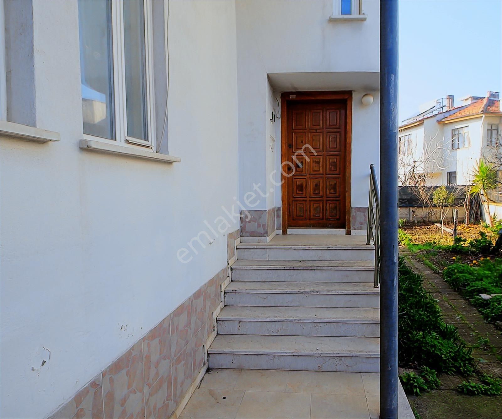 Gemsaz'da Satılık 3 Katlı Villa Kombili - Görsel 21