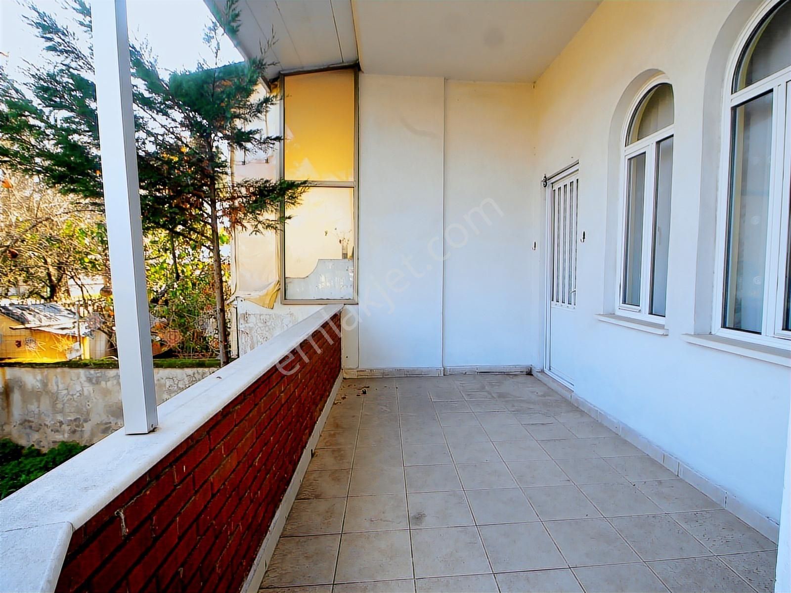 Gemsaz'da Satılık 3 Katlı Villa Kombili - Görsel 20