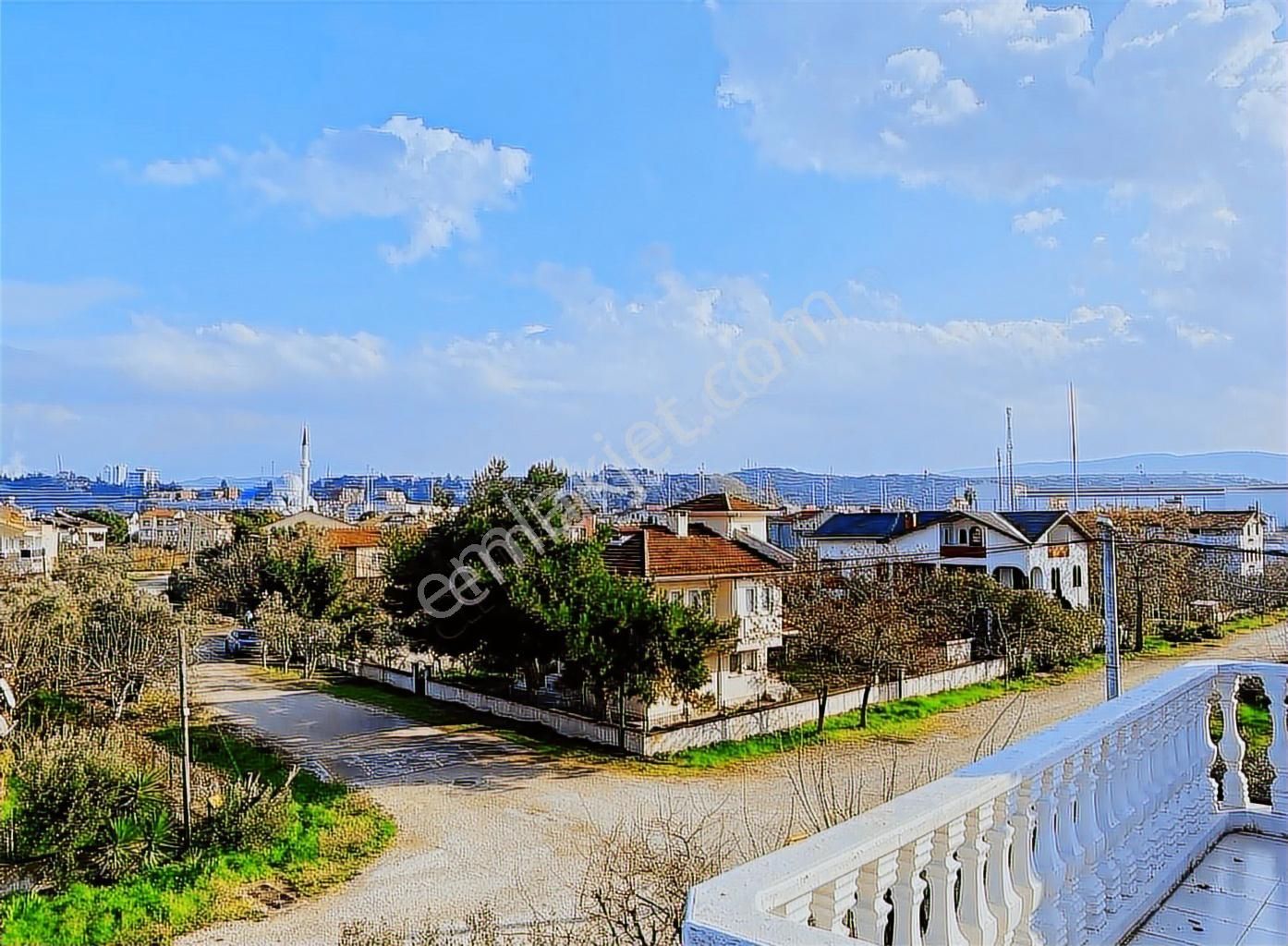 Gemsaz'da Satılık 3 Katlı Villa Kombili - Görsel 19