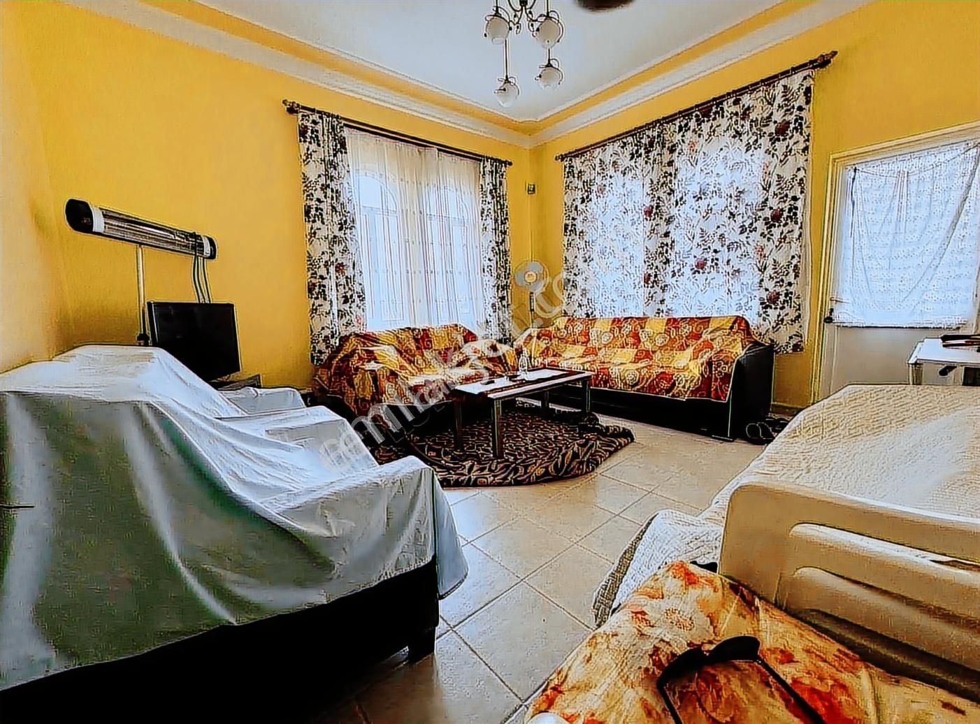 Gemsaz'da Satılık 3 Katlı Villa Kombili - Görsel 28