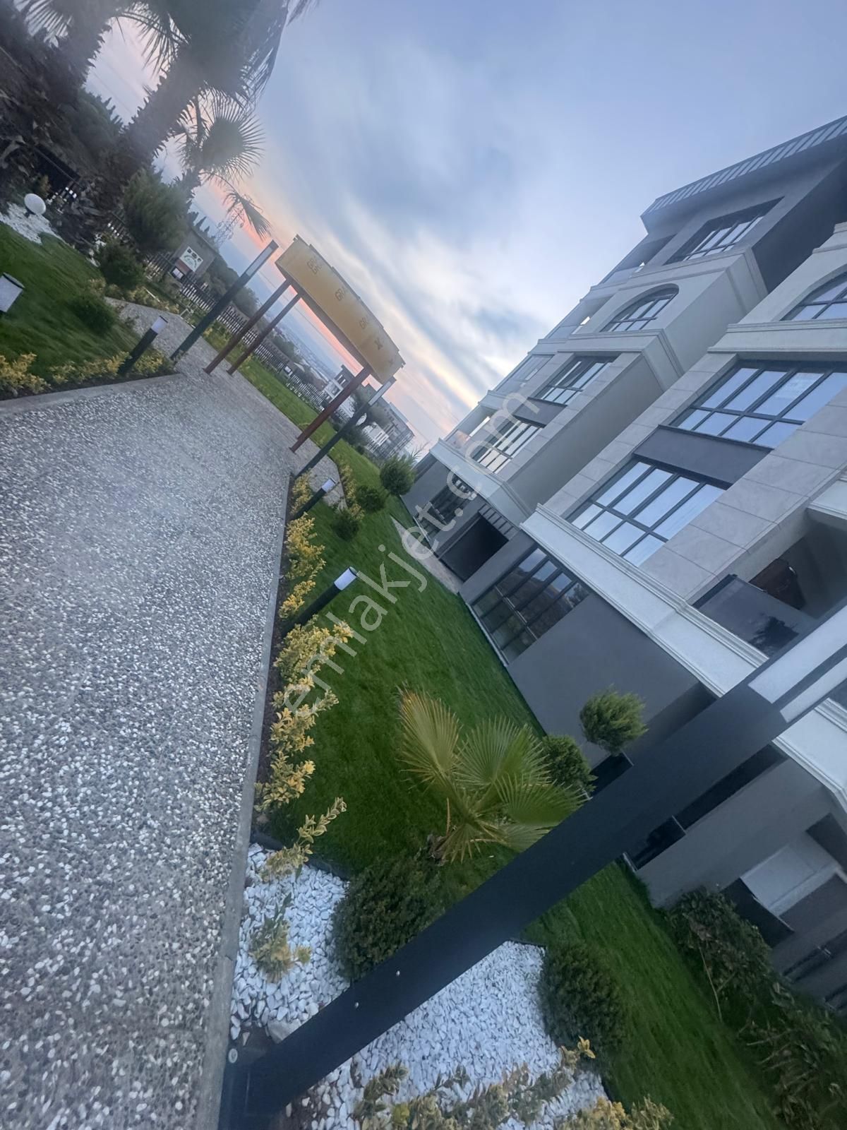 Doğanköy'de Konut Veya İşyeri İçin 2+1 Sıfır 85 M2 Otoparklı - Görsel 11