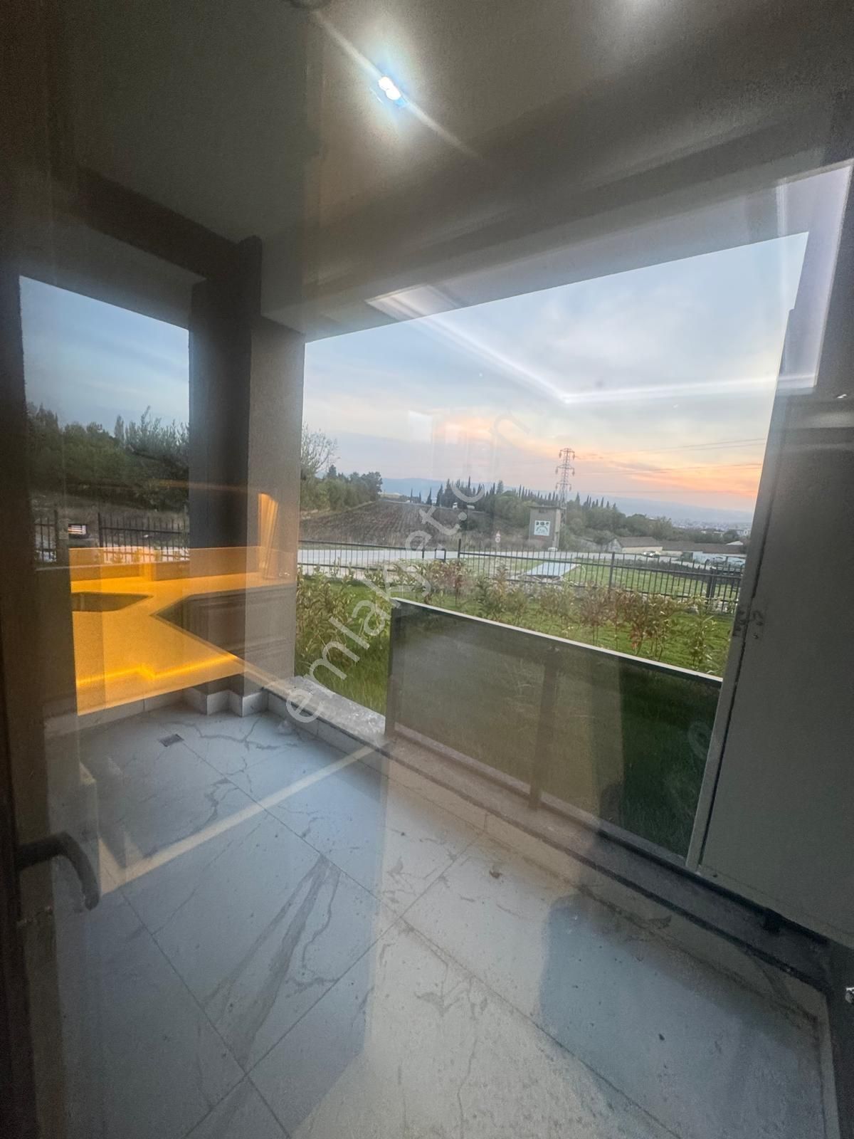 Doğanköy'de Konut Veya İşyeri İçin 2+1 Sıfır 85 M2 Otoparklı - Görsel 24
