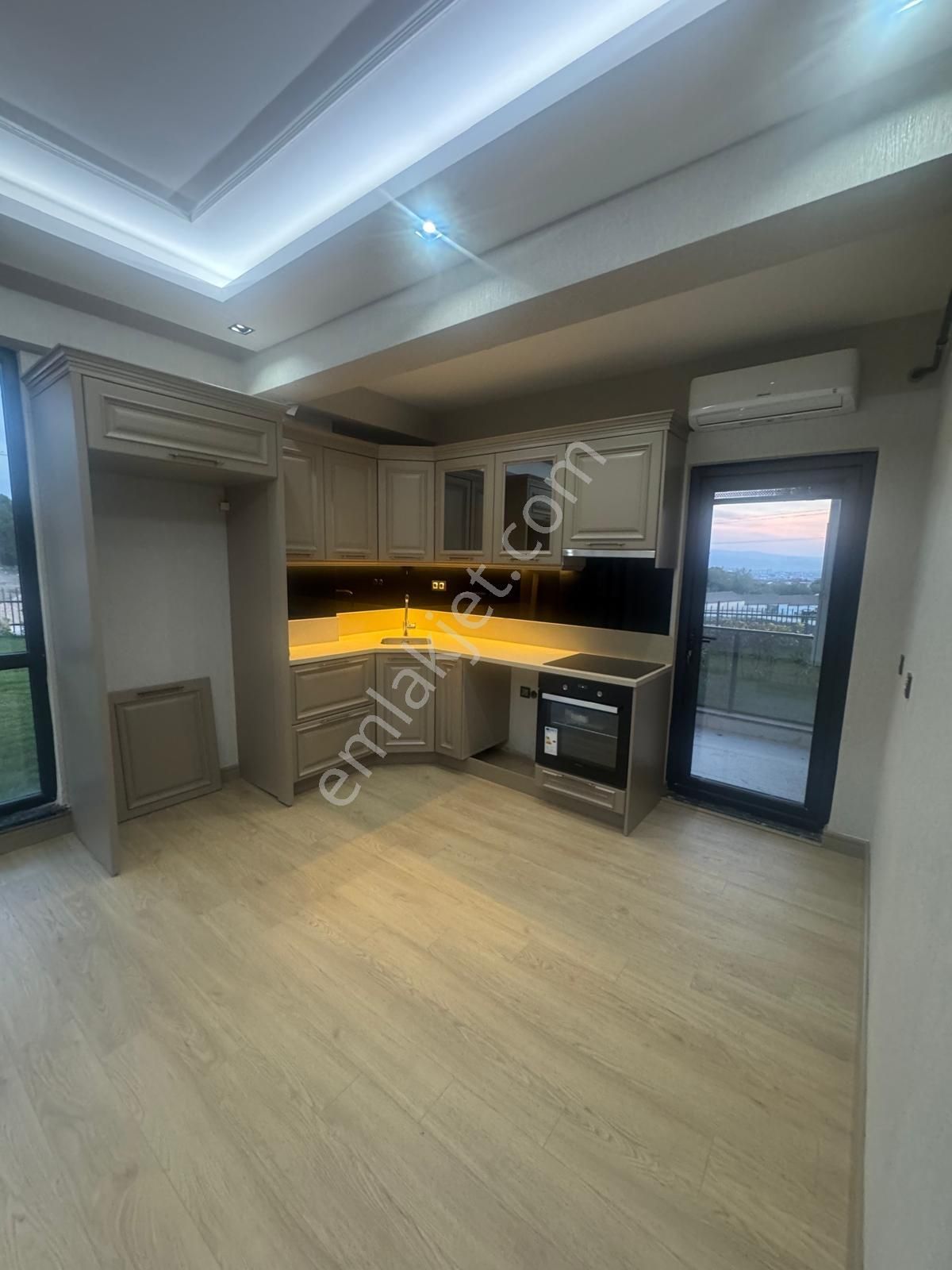 Doğanköy'de Konut Veya İşyeri İçin 2+1 Sıfır 85 M2 Otoparklı - Görsel 25