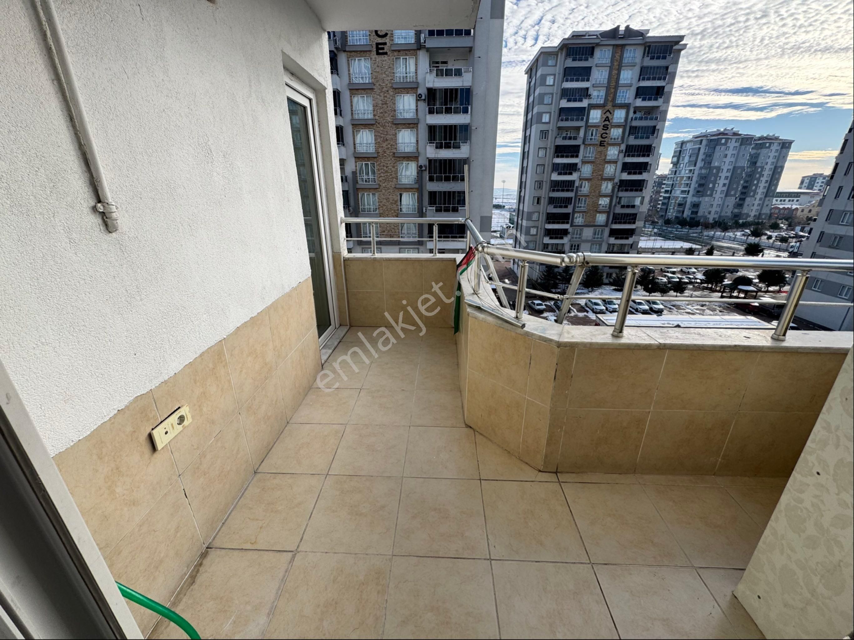 G.antep Akkent Mah Merkezi Konumda Arakat Kiralık 2+1 Daire - Görsel 5