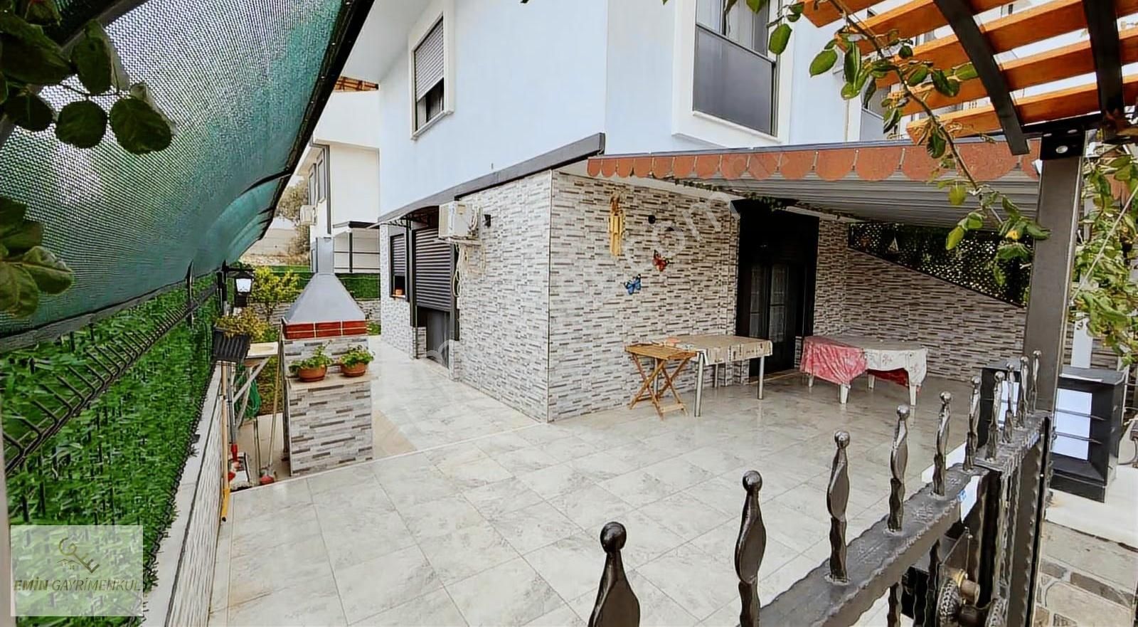 Hisar'da 3+1 Kısmi Ayrı Mutfak Deniz Manzaralı Ekstralı Villa - Görsel 12