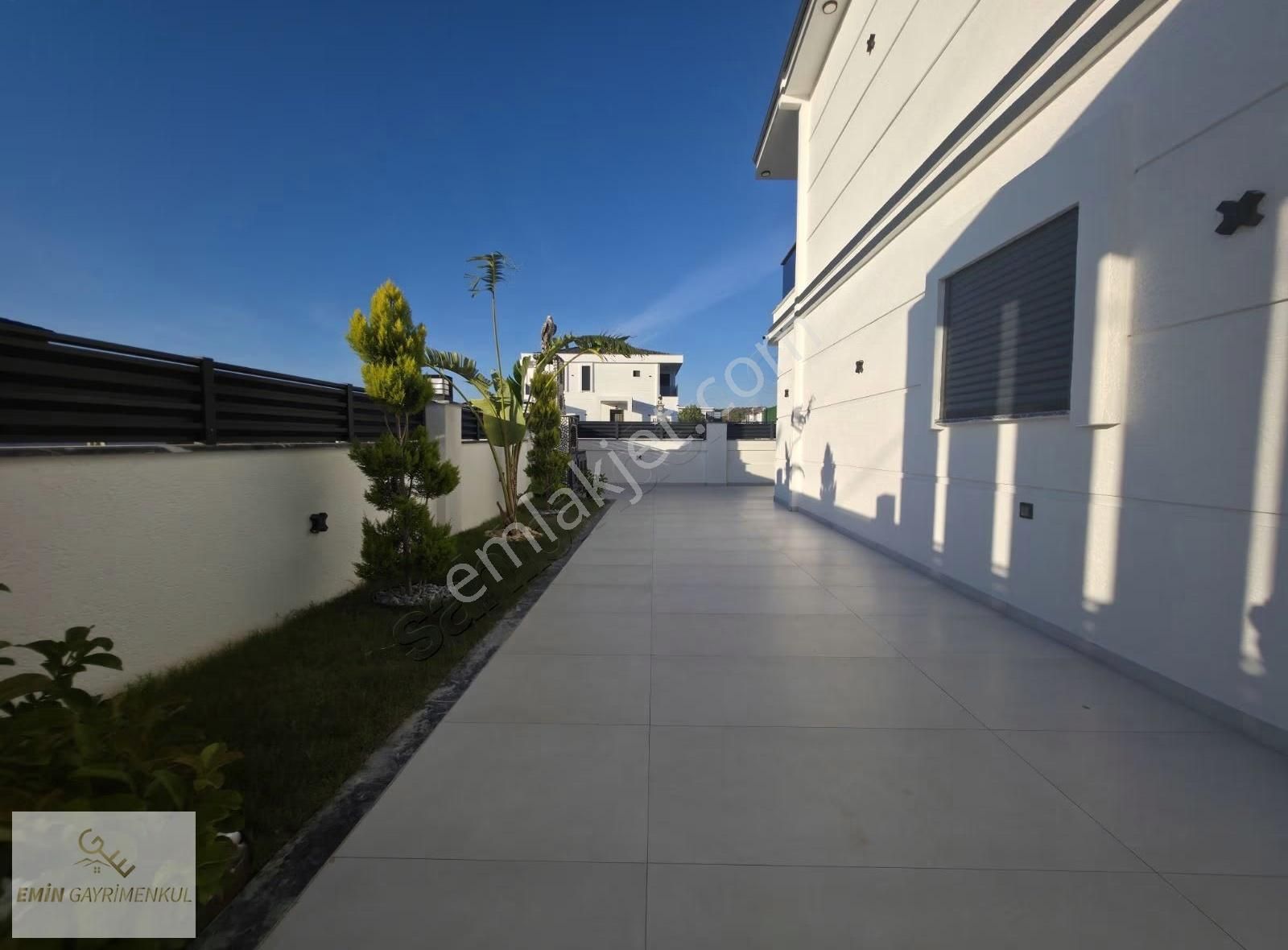 Efeler 4+1 Ayrı Mutfaklı ,havuzlu Villa - Görsel 12