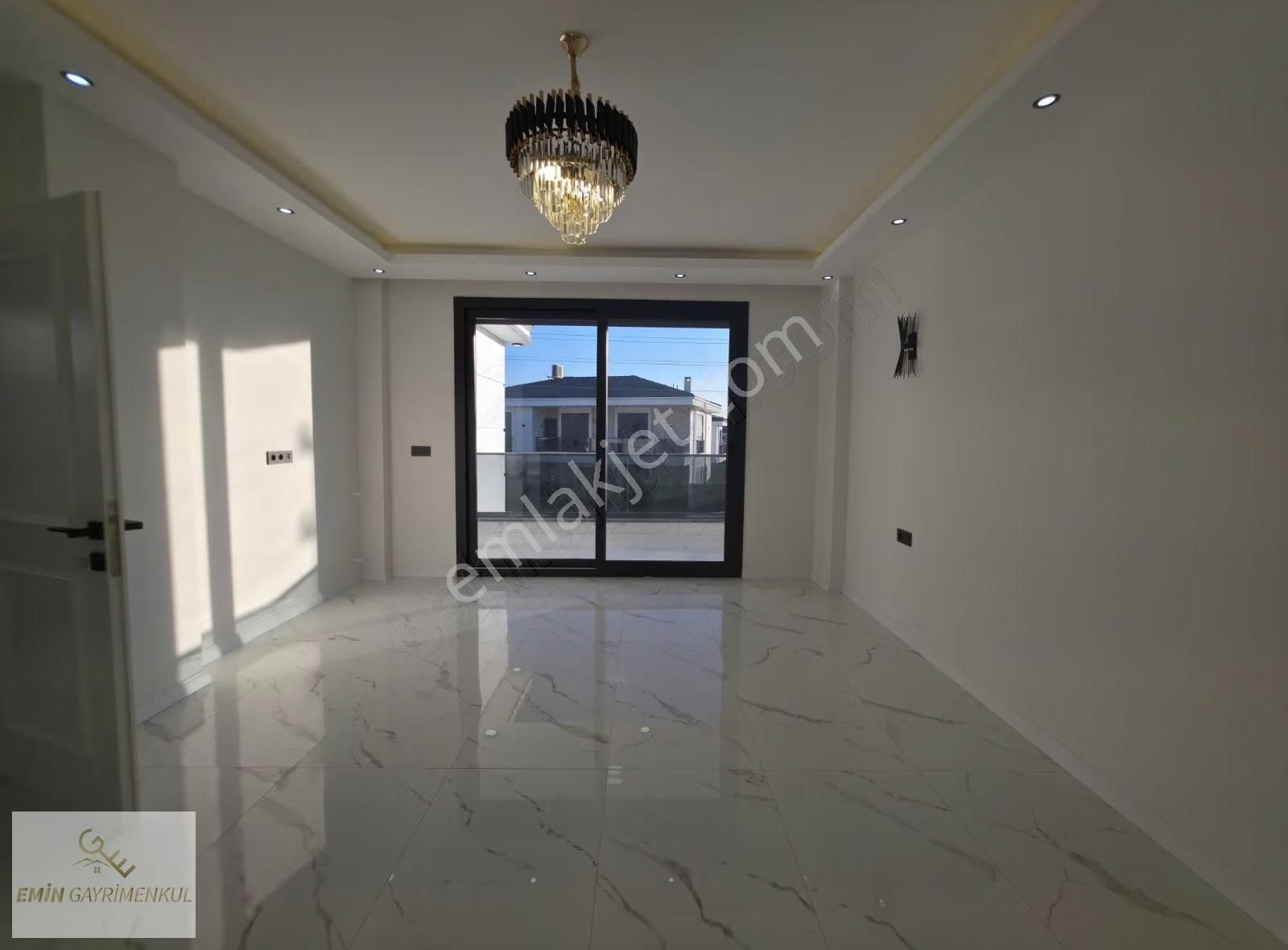 Efeler 4+1 Ayrı Mutfaklı ,havuzlu Villa - Görsel 4