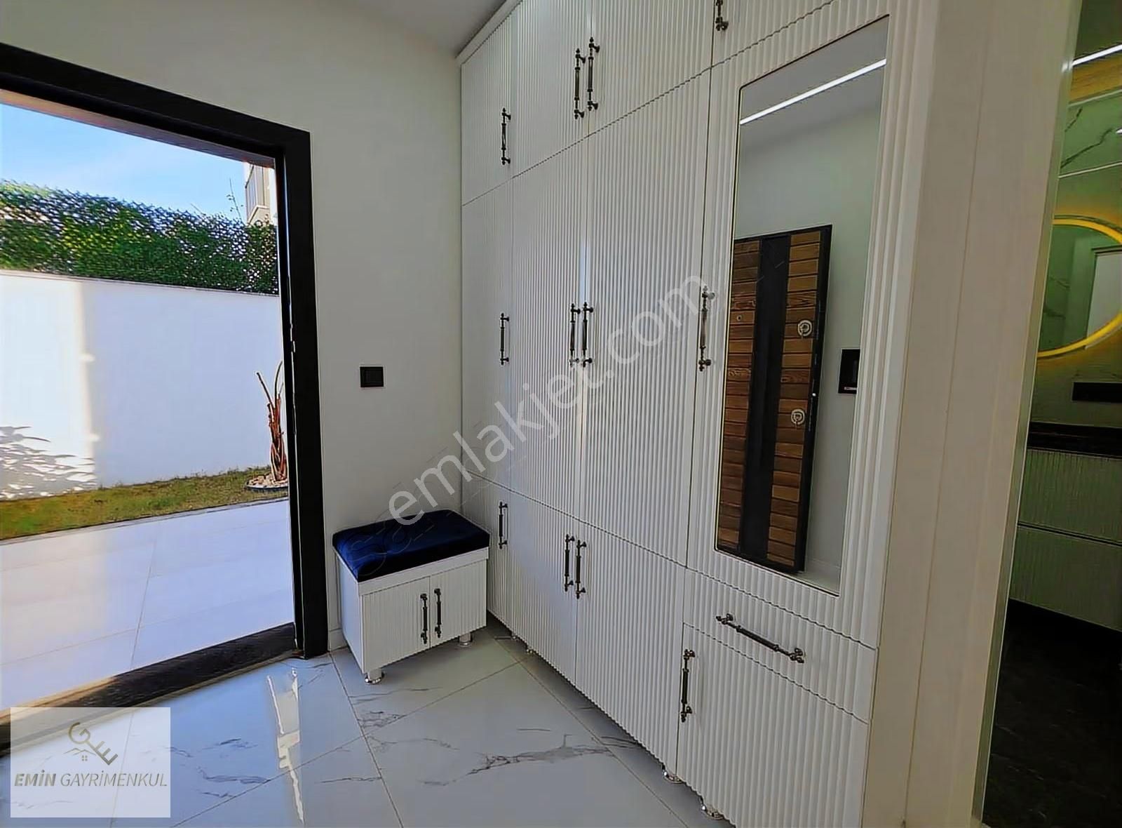 Efeler 4+1 Ayrı Mutfaklı ,havuzlu Villa - Görsel 18