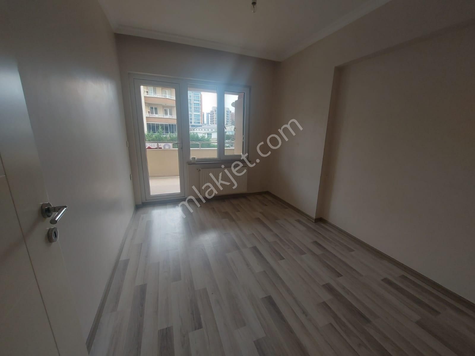 Nilüfer 29 Ekim De Satılık 3+1 Daire - Görsel 31