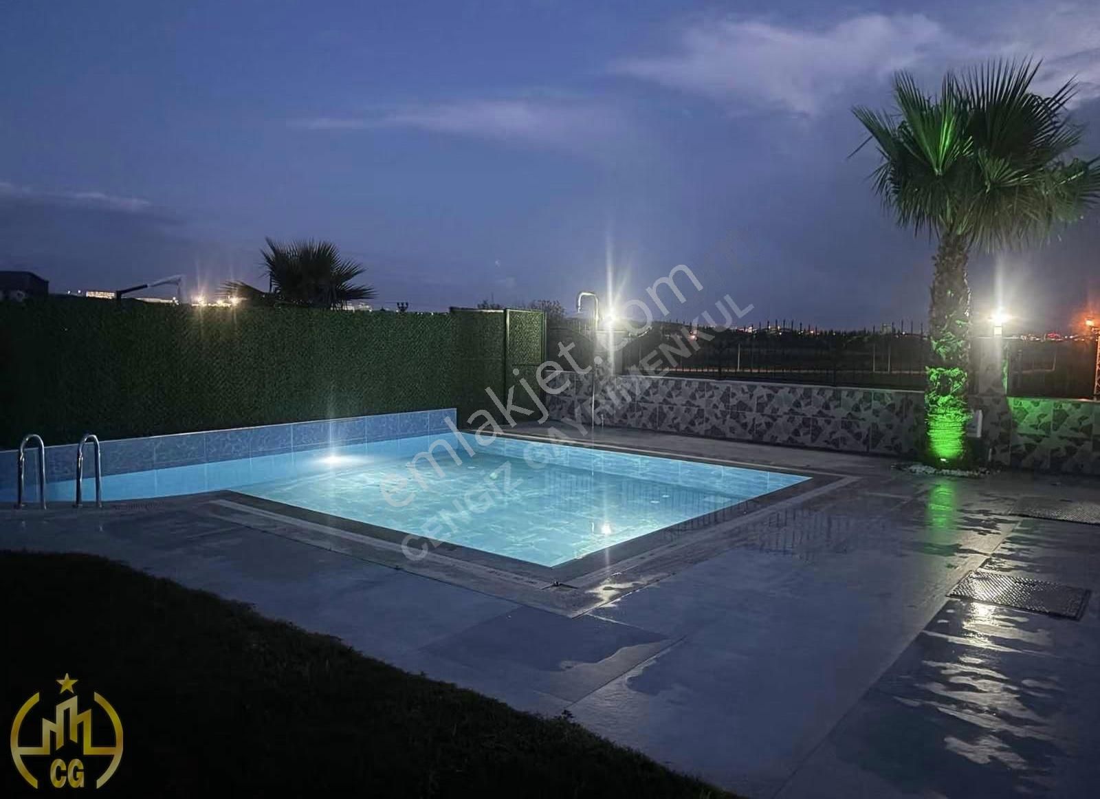 Prestij, Konfor, Özgürlük | Evrensekide Kiralık Havuzlu Villa - Görsel 22