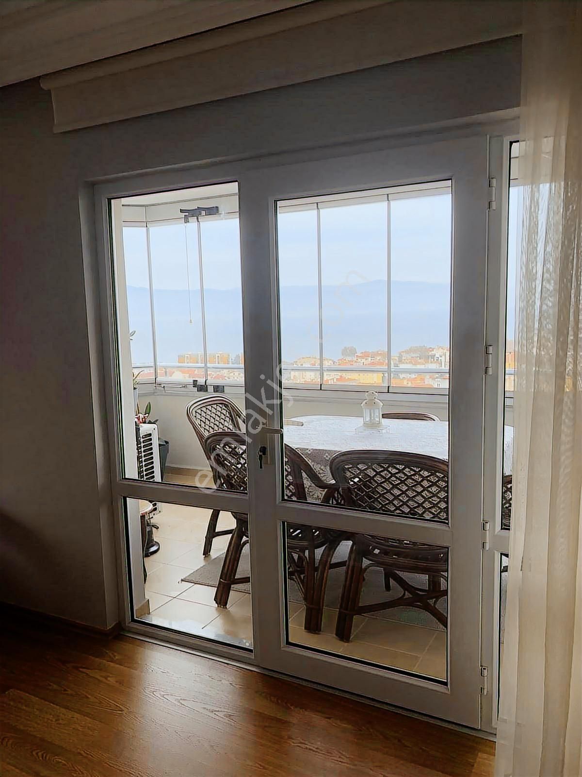 Deniz Manzaralı Havuzlu Site İçinde Eşyalı 3+1 Kiralık Daire - Görsel 29