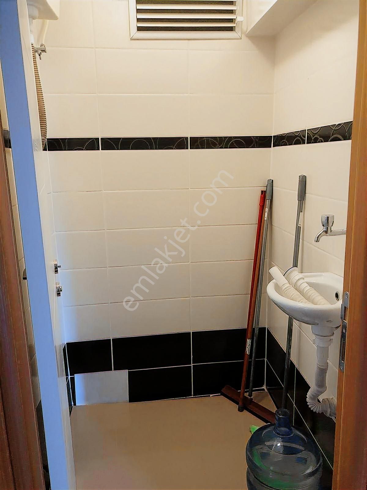 Deniz Manzaralı Havuzlu Site İçinde Eşyalı 3+1 Kiralık Daire - Görsel 6