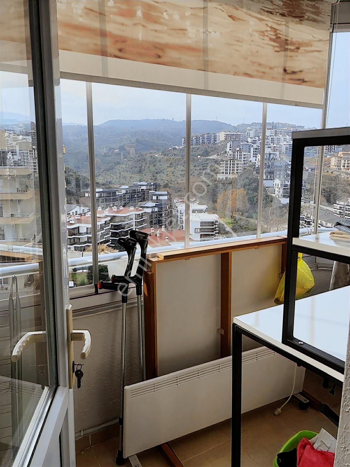 Deniz Manzaralı Havuzlu Site İçinde Eşyalı 3+1 Kiralık Daire - Görsel 14