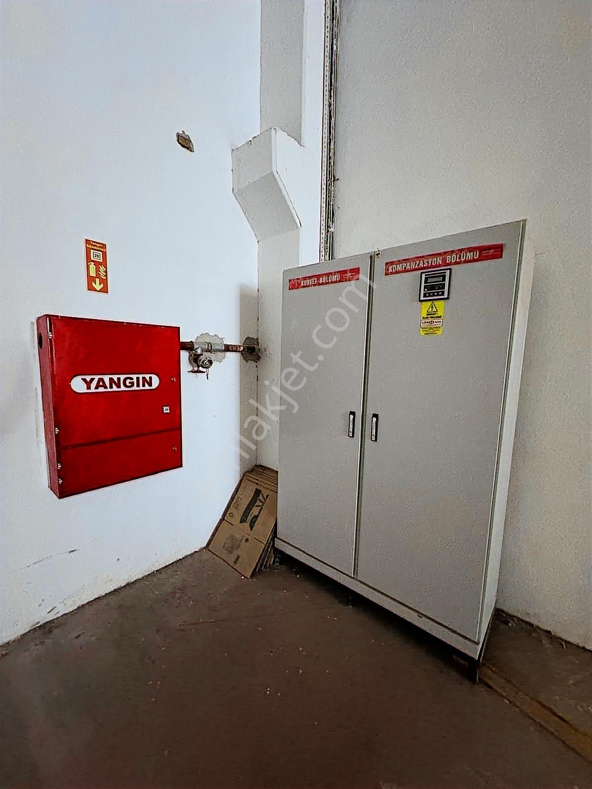 Barakfakih Osb'de 2.300m2 +idari Ofisli= 2650m2 200 Kwa Elektrik - Görsel 14