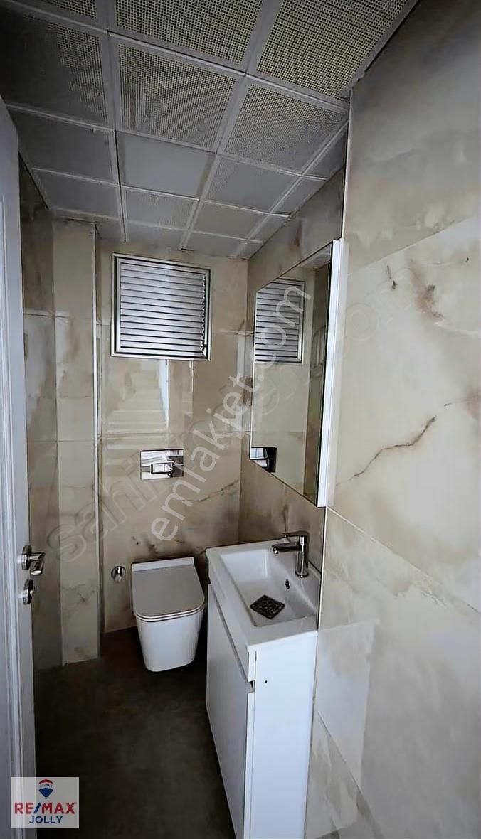 Karşıyaka Nergiz Mahallesinde Kiralık 3+1 Dubleks Daire - Görsel 3