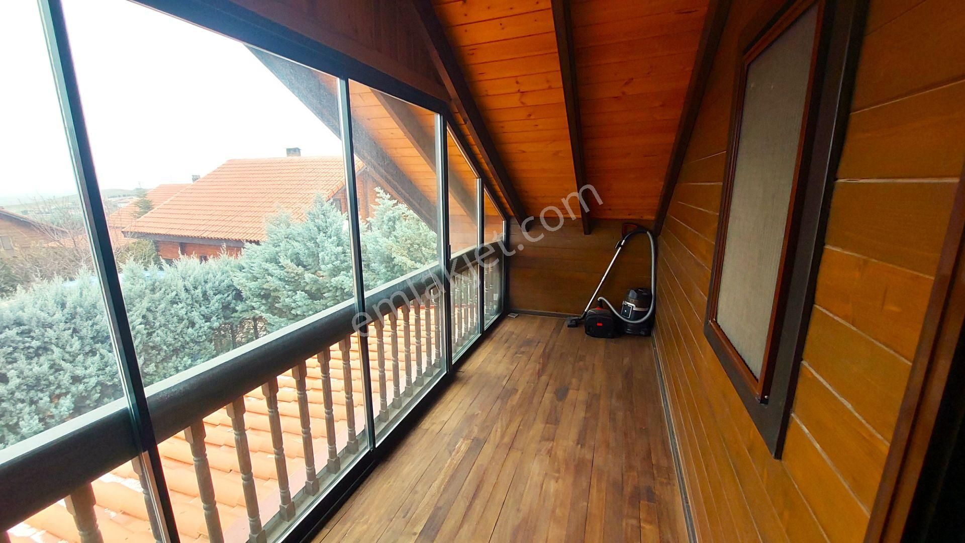 Fırsat Geldi Botanikköy İskanlı Satılık Ağaç Ev Güvenlikli Site - Görsel 17