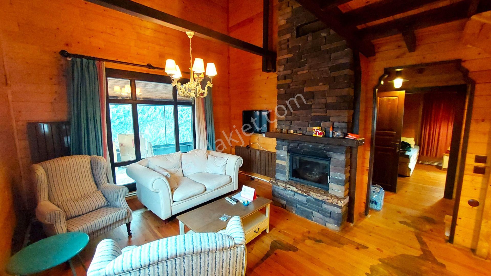 Fırsat Geldi Botanikköy İskanlı Satılık Ağaç Ev Güvenlikli Site