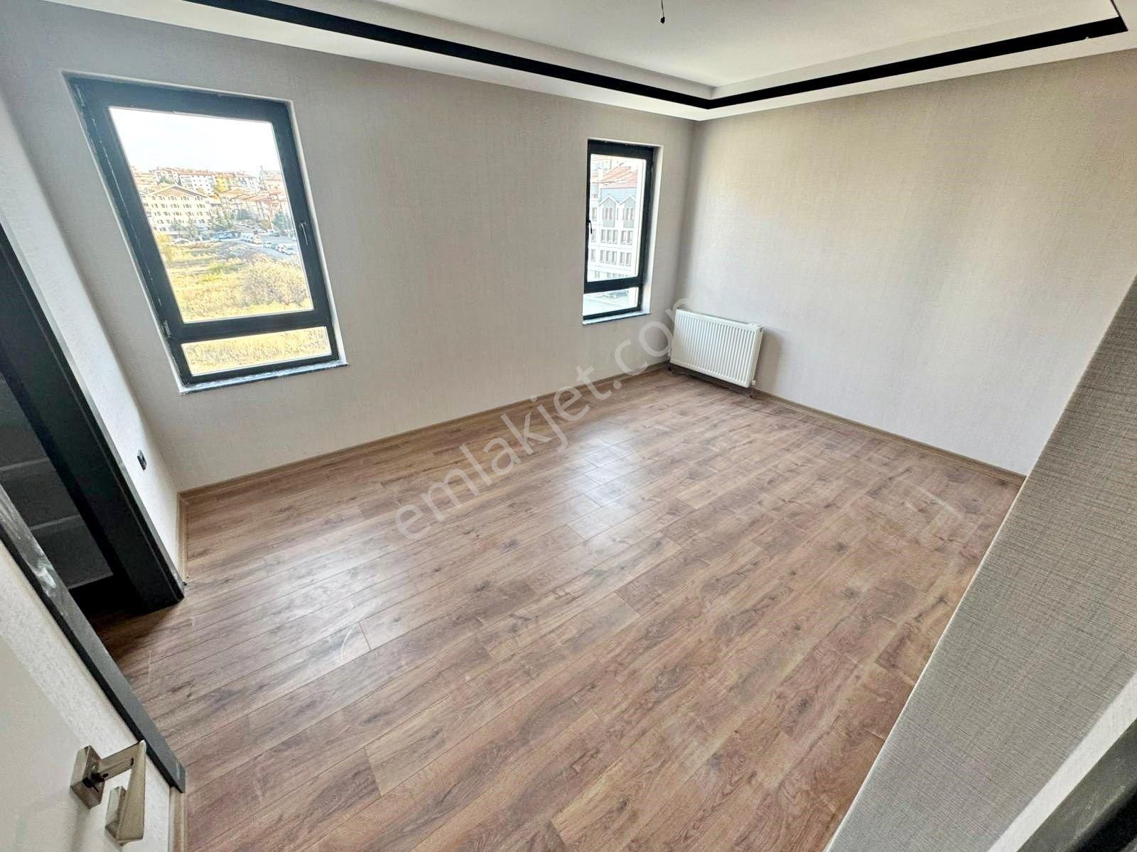 Gold Emlak'tan Ovacık Merkezde Bulvar Yakını Sitede Uygun Fiyata Katta Acil Satılık 4+1 Daire - Görsel 23