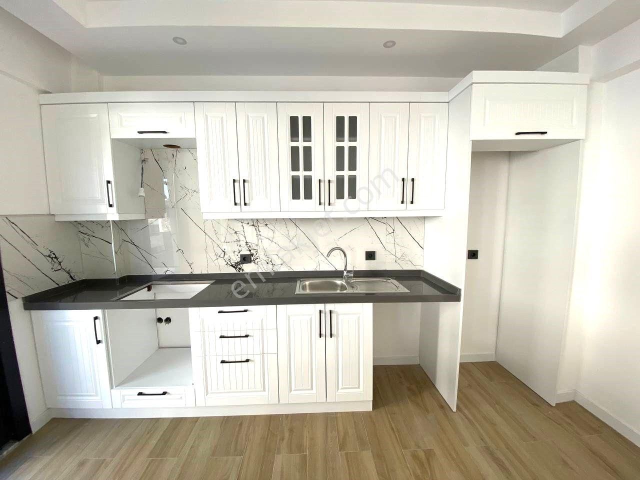 🟥aktif'ten Burhaniye 'de Satılık Konumu İle Mest Olacağınız 1+1 Ön Cephe Geniş Daire🛑🛑 - Görsel 3