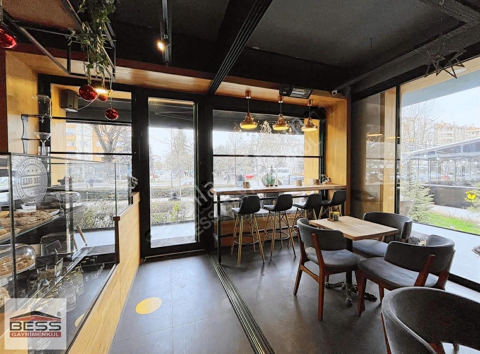 Bess'den Vişnelik'te Atatük Bulvarı Üzeri Devren Kiralık İş Yeri - Görsel 2