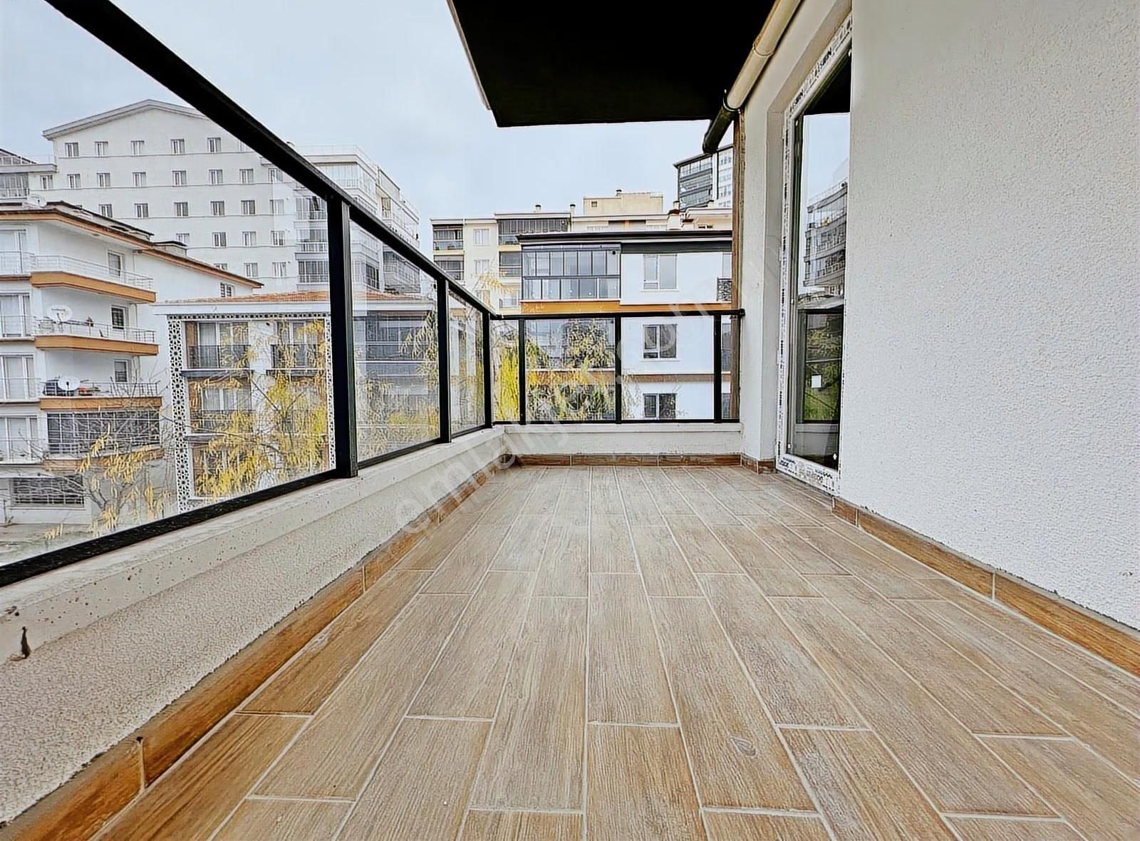 Keçiören'de_geniş_daire_arayanlara_site_konseptli_2_banyolu_3+1_ - Görsel 11