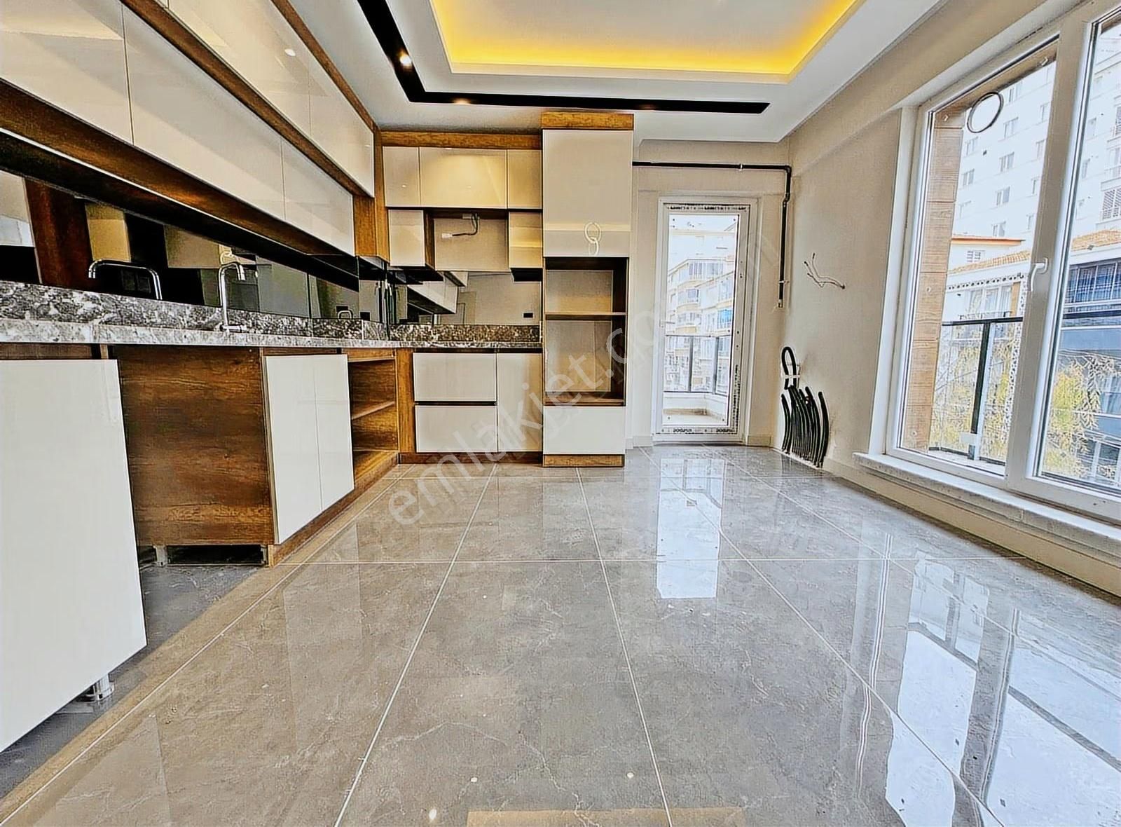 Keçiören'de_geniş_daire_arayanlara_site_konseptli_2_banyolu_3+1_ - Görsel 3