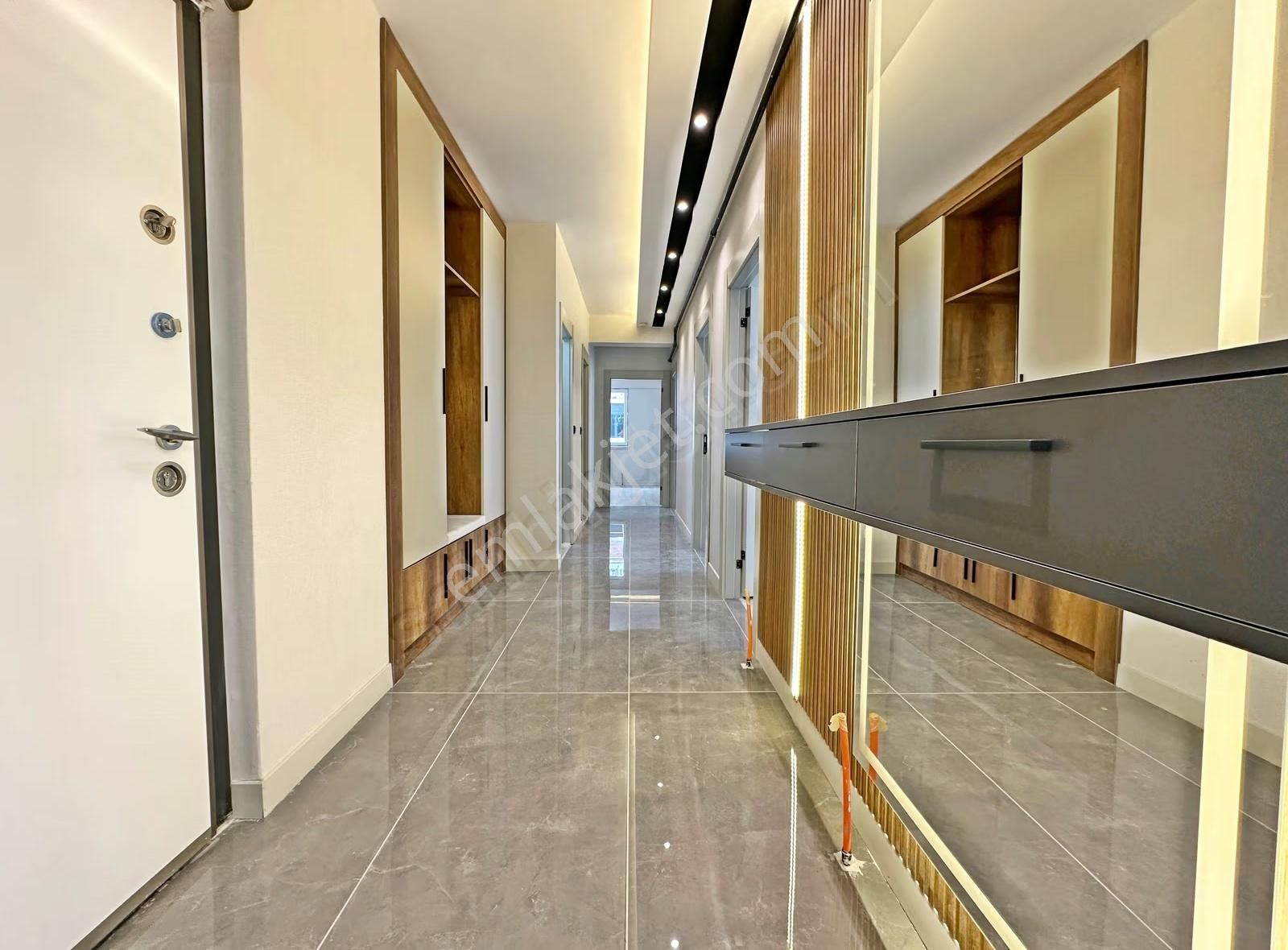 Keçiören'de_geniş_daire_arayanlara_site_konseptli_2_banyolu_3+1_ - Görsel 23