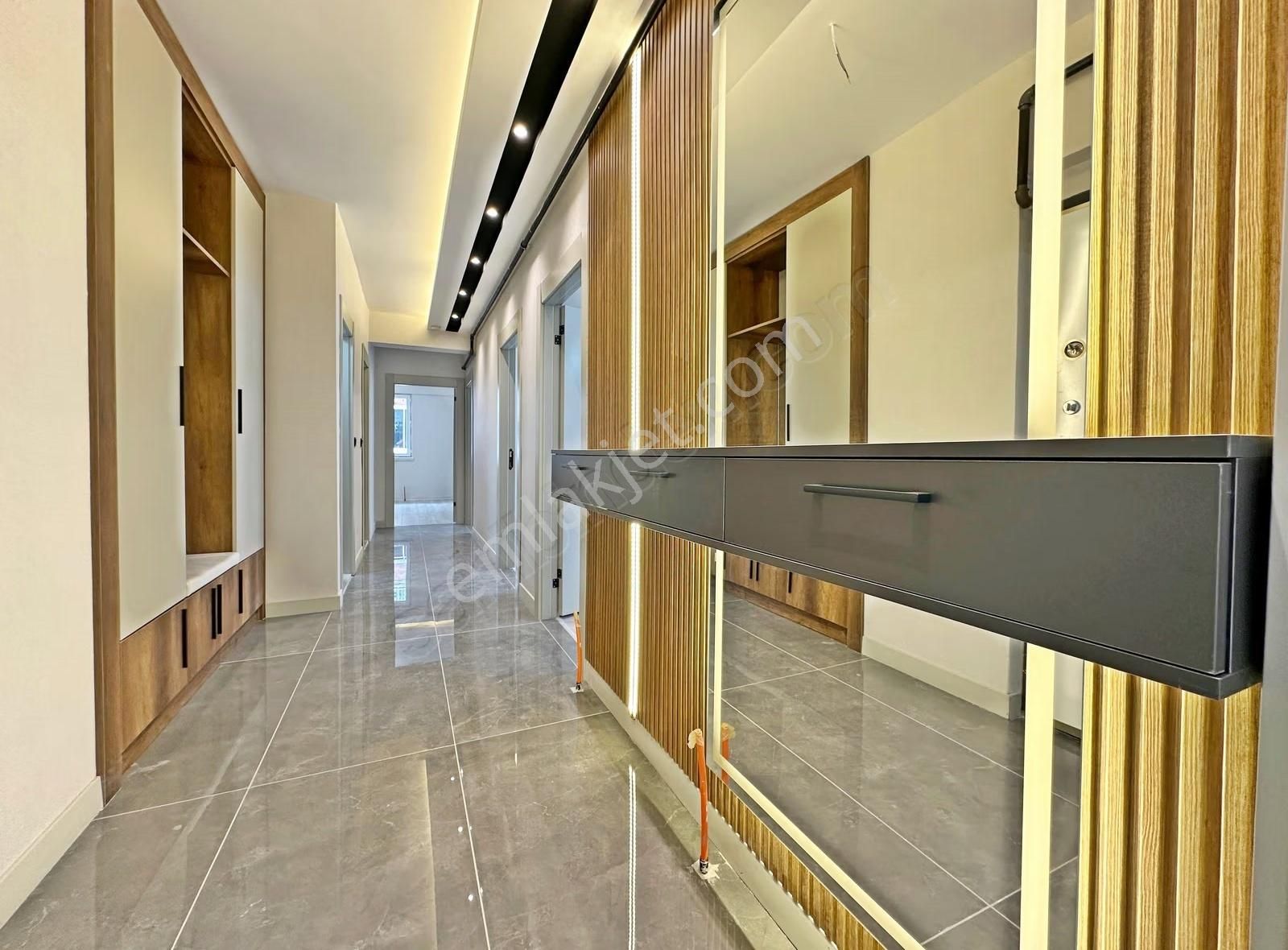 Keçiören'de_geniş_daire_arayanlara_site_konseptli_2_banyolu_3+1_ - Görsel 15