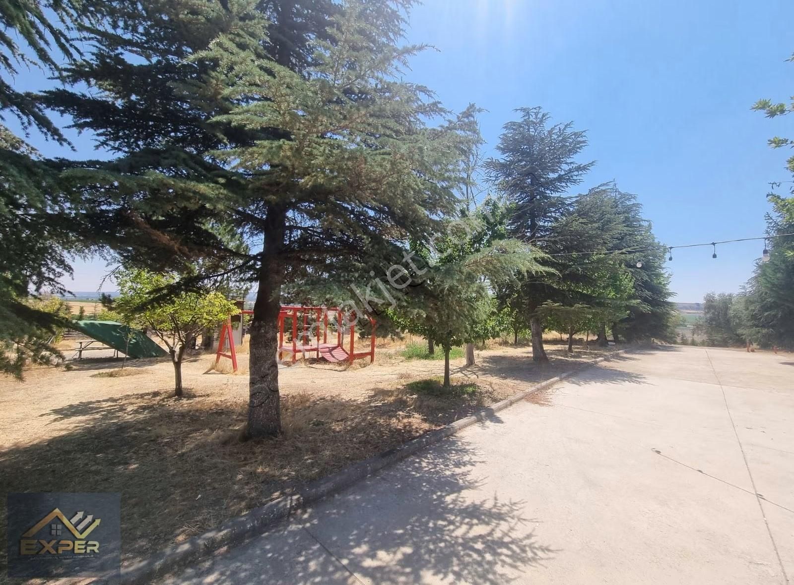 Exper Gayrimenkul'den Yola Cepheli Yatırımlık Satılık Arazi - Görsel 4