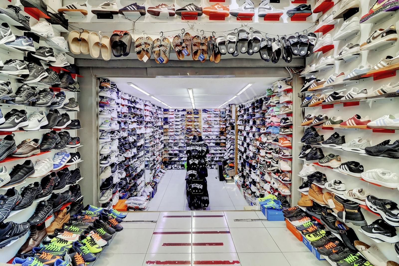 Kadıköy Çarşıda Ticaretin Merkezi Harika Konumda Satılık Dükkan - Görsel 17